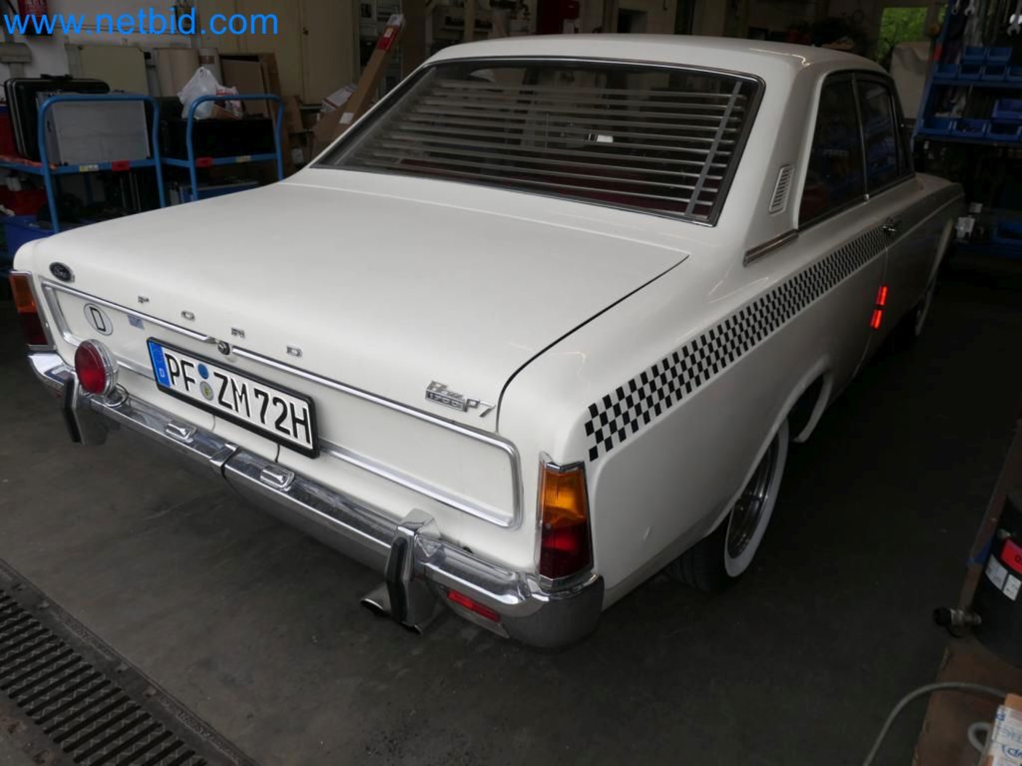 Kovozpracující stroje, vozidla a provozní a kancelářské vybavení-23