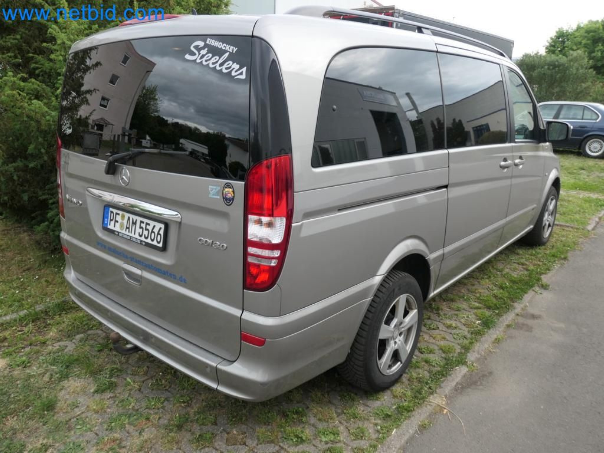 Kovozpracující stroje, vozidla a provozní a kancelářské vybavení-11