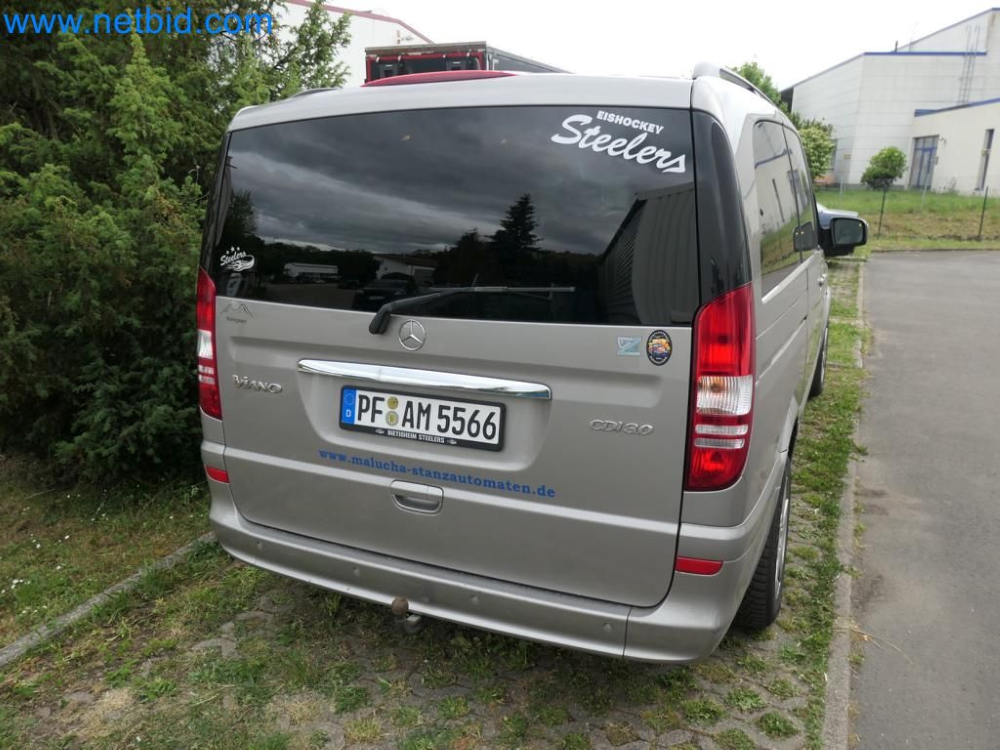 Kovozpracující stroje, vozidla a provozní a kancelářské vybavení-12