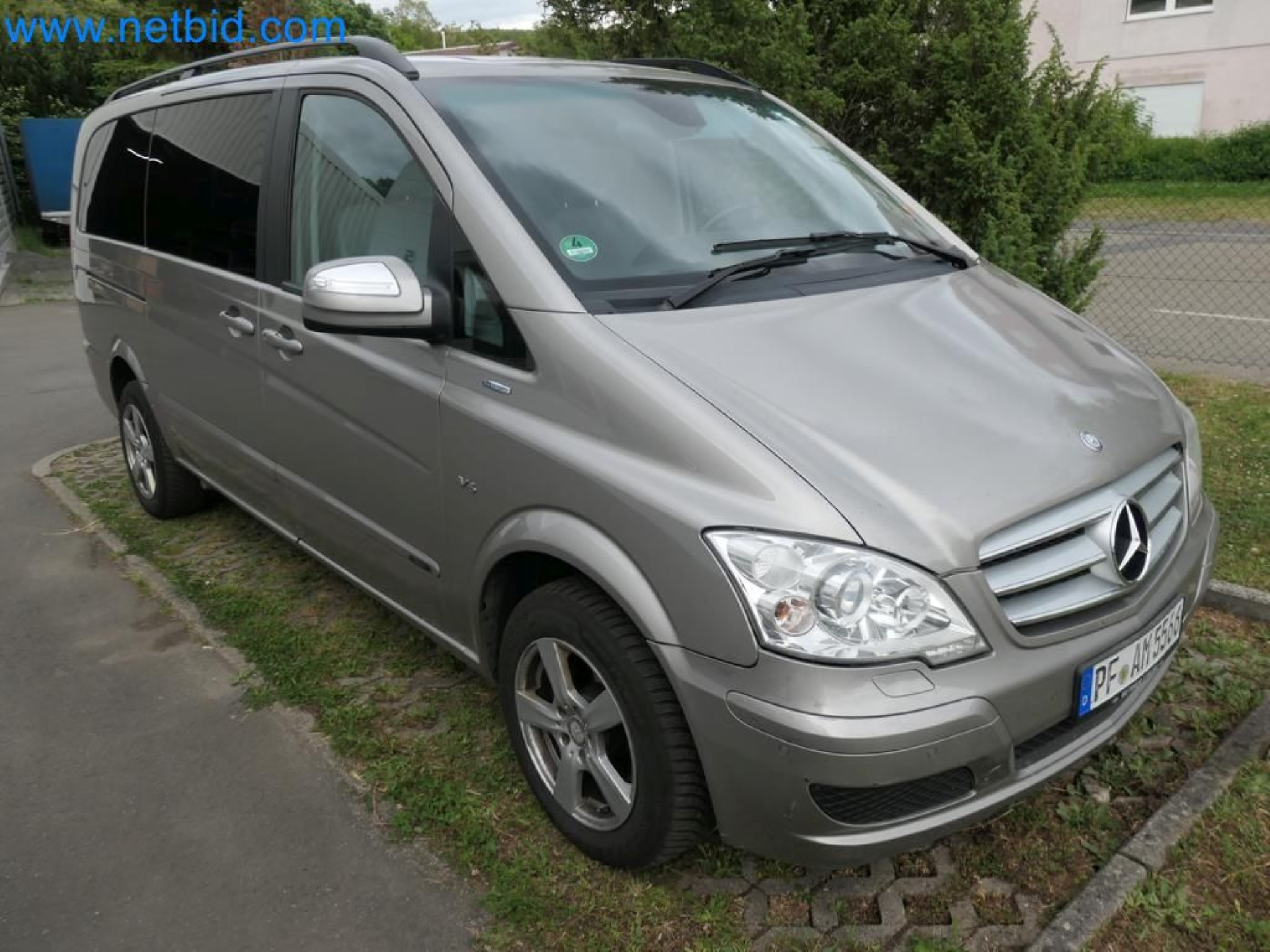 Kovozpracující stroje, vozidla a provozní a kancelářské vybavení-1