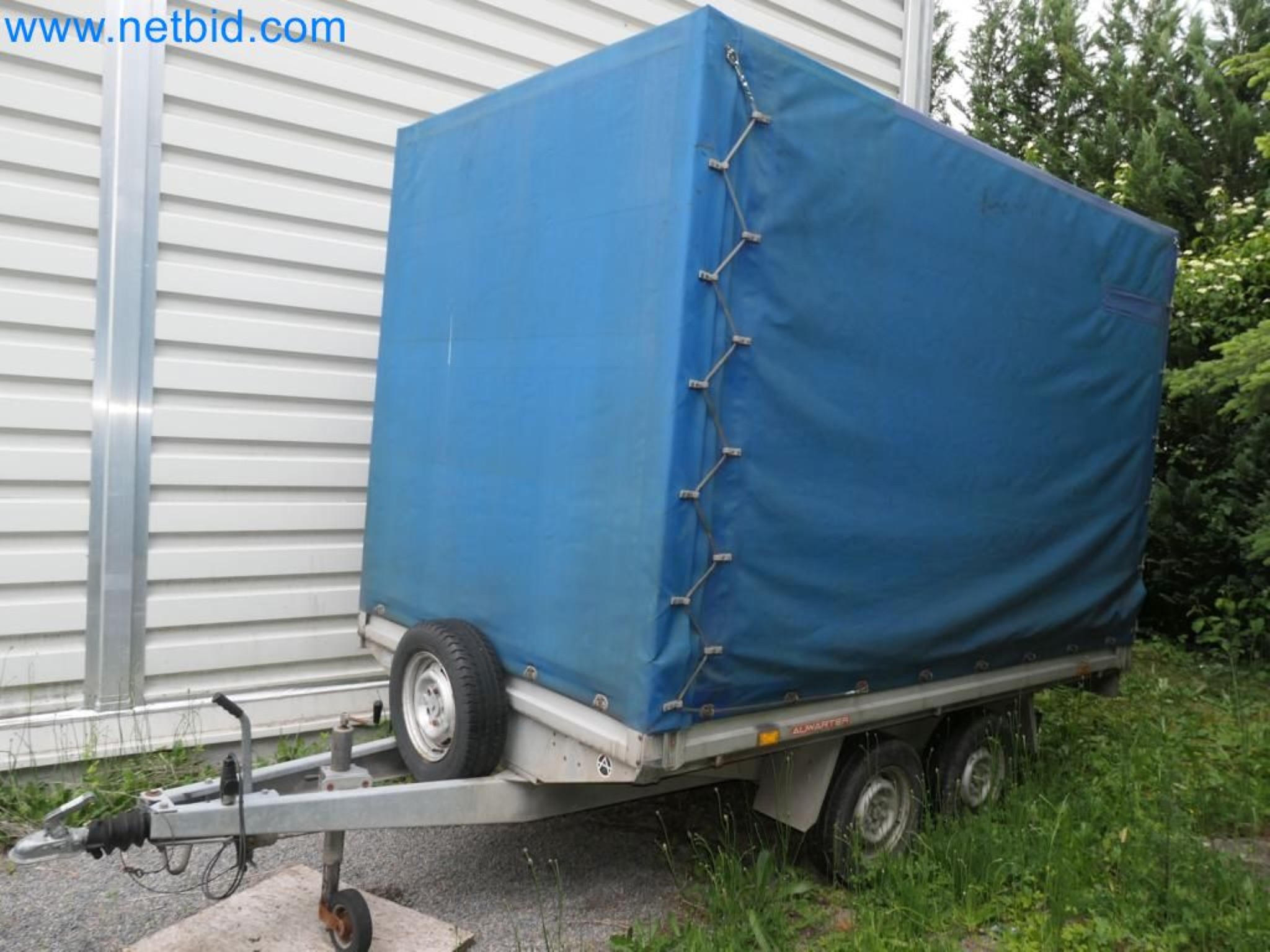 Kovozpracující stroje, vozidla a provozní a kancelářské vybavení-2