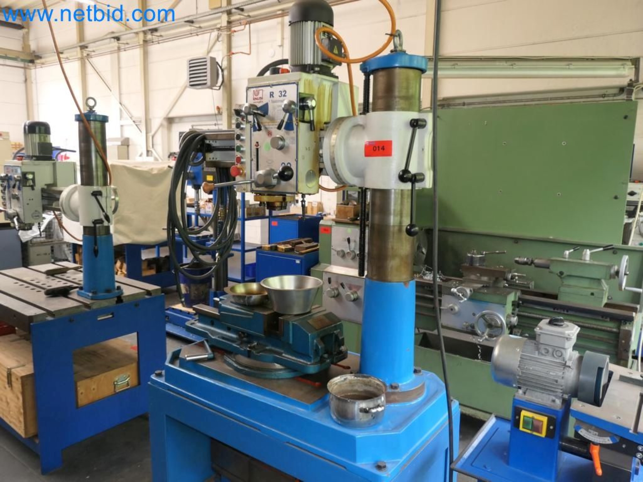 Kovozpracující stroje, vozidla a provozní a kancelářské vybavení-1