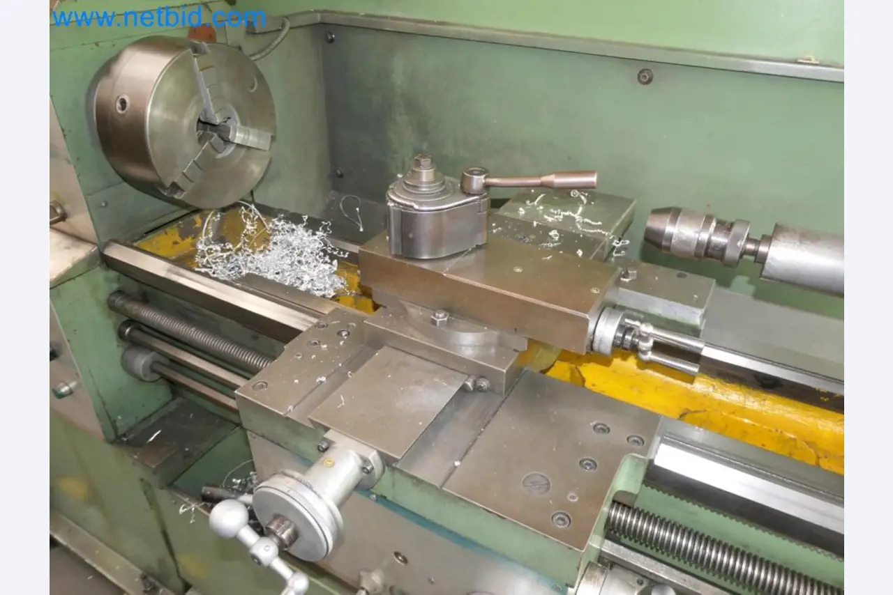 Metallverarbeitungsmaschinen, Fahrzeuge und Betriebs- und Geschäftsausstattung-5
