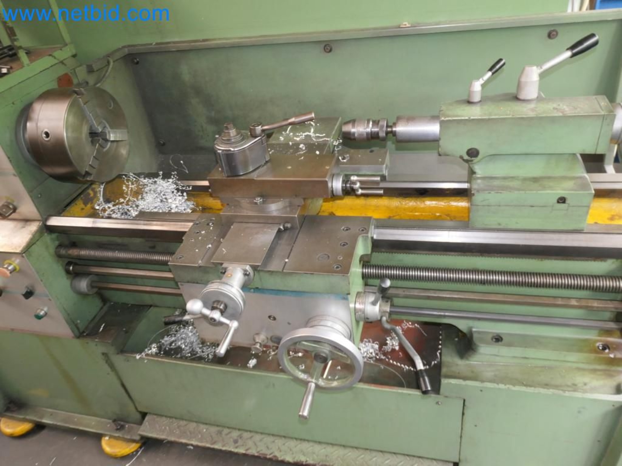 Kovozpracující stroje, vozidla a provozní a kancelářské vybavení-7