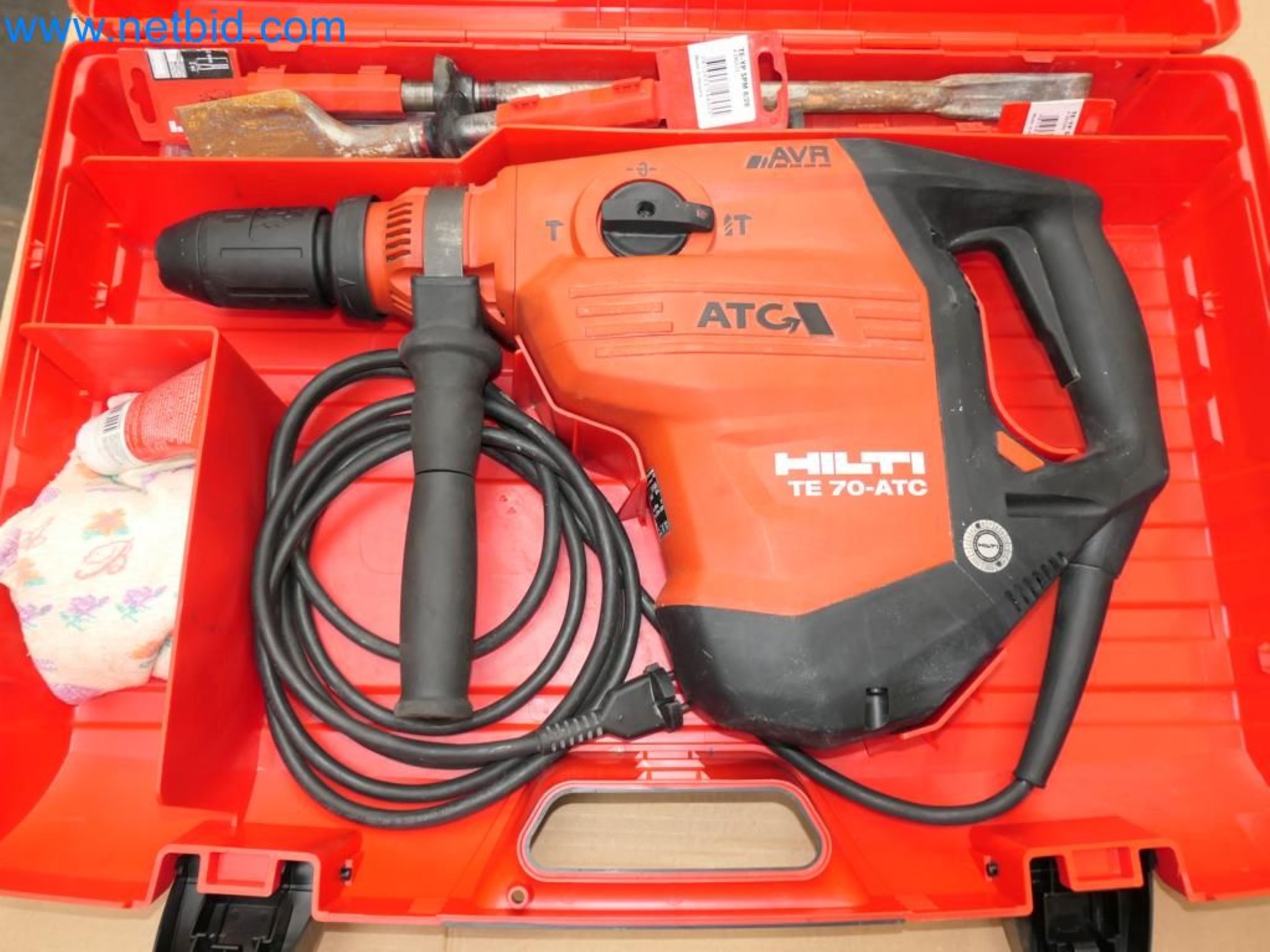 Kovozpracující stroje, vozidla a provozní a kancelářské vybavení-1