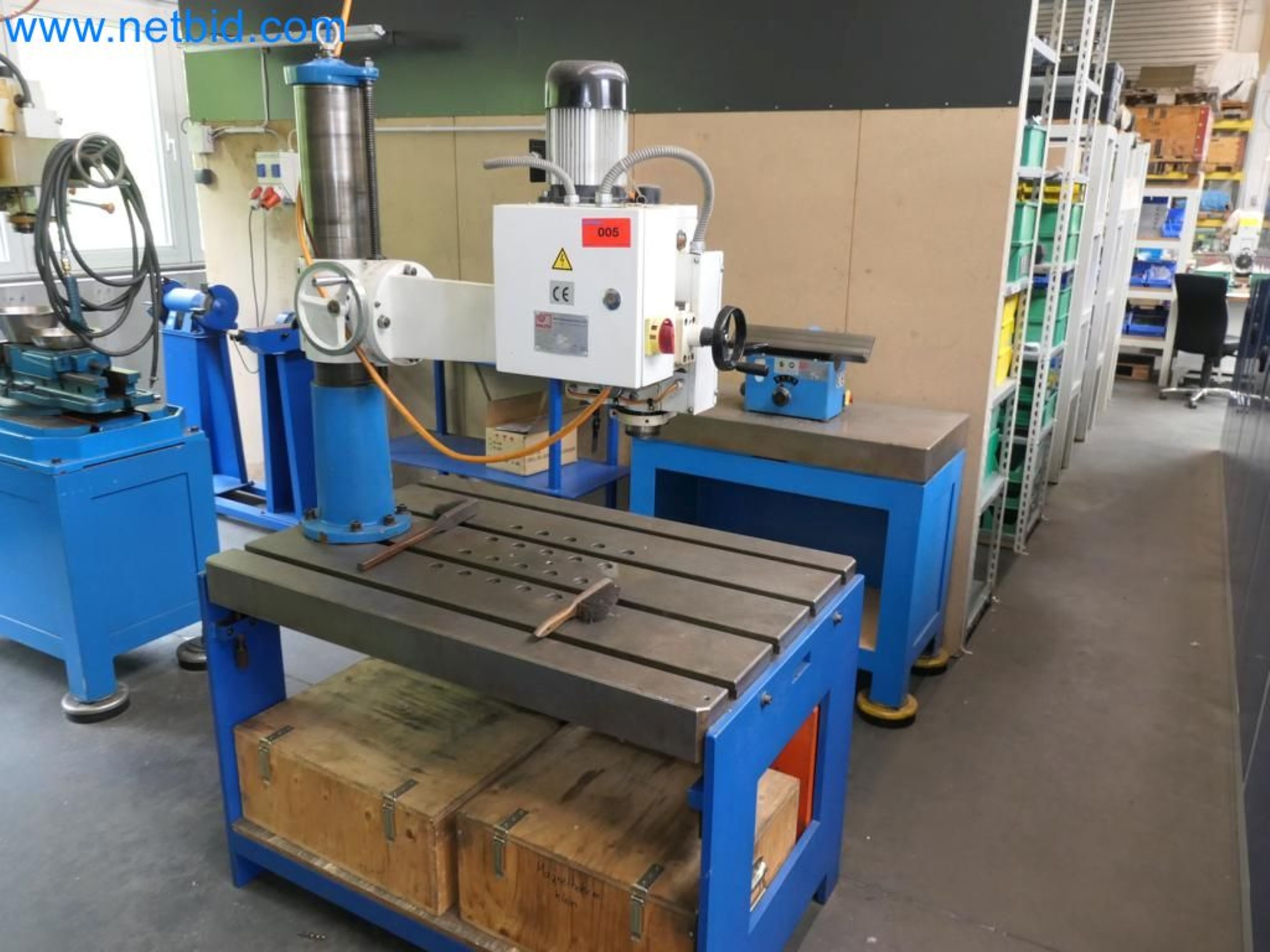 Kovozpracující stroje, vozidla a provozní a kancelářské vybavení-1