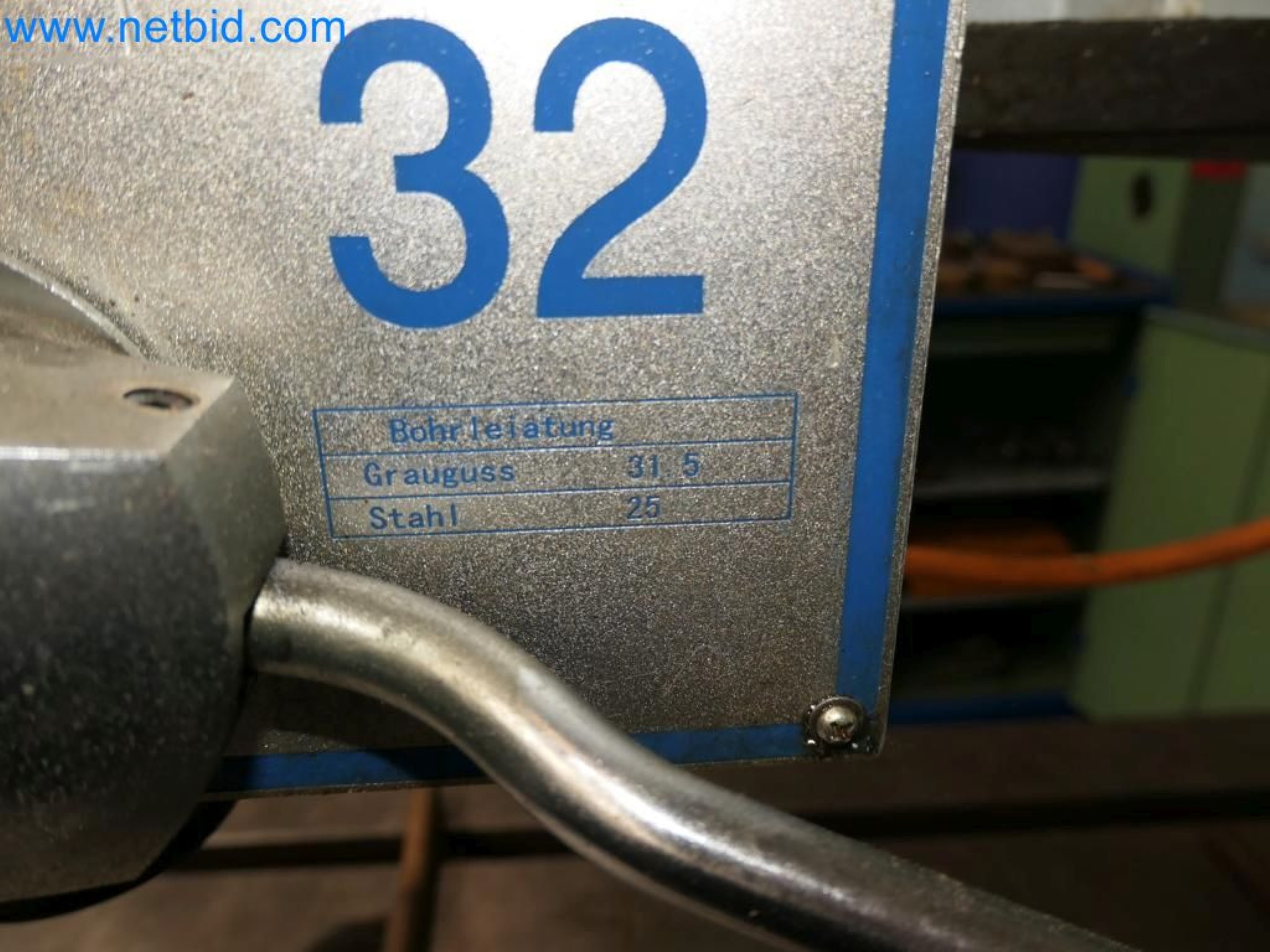 Kovozpracující stroje, vozidla a provozní a kancelářské vybavení-4