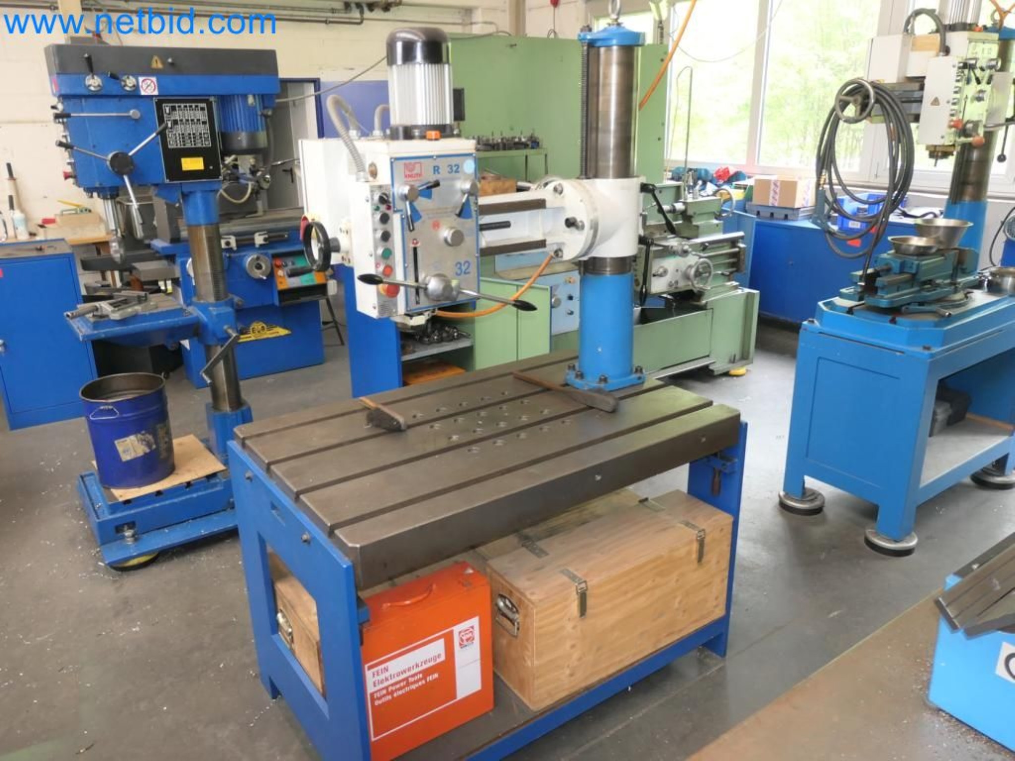 Kovozpracující stroje, vozidla a provozní a kancelářské vybavení-5