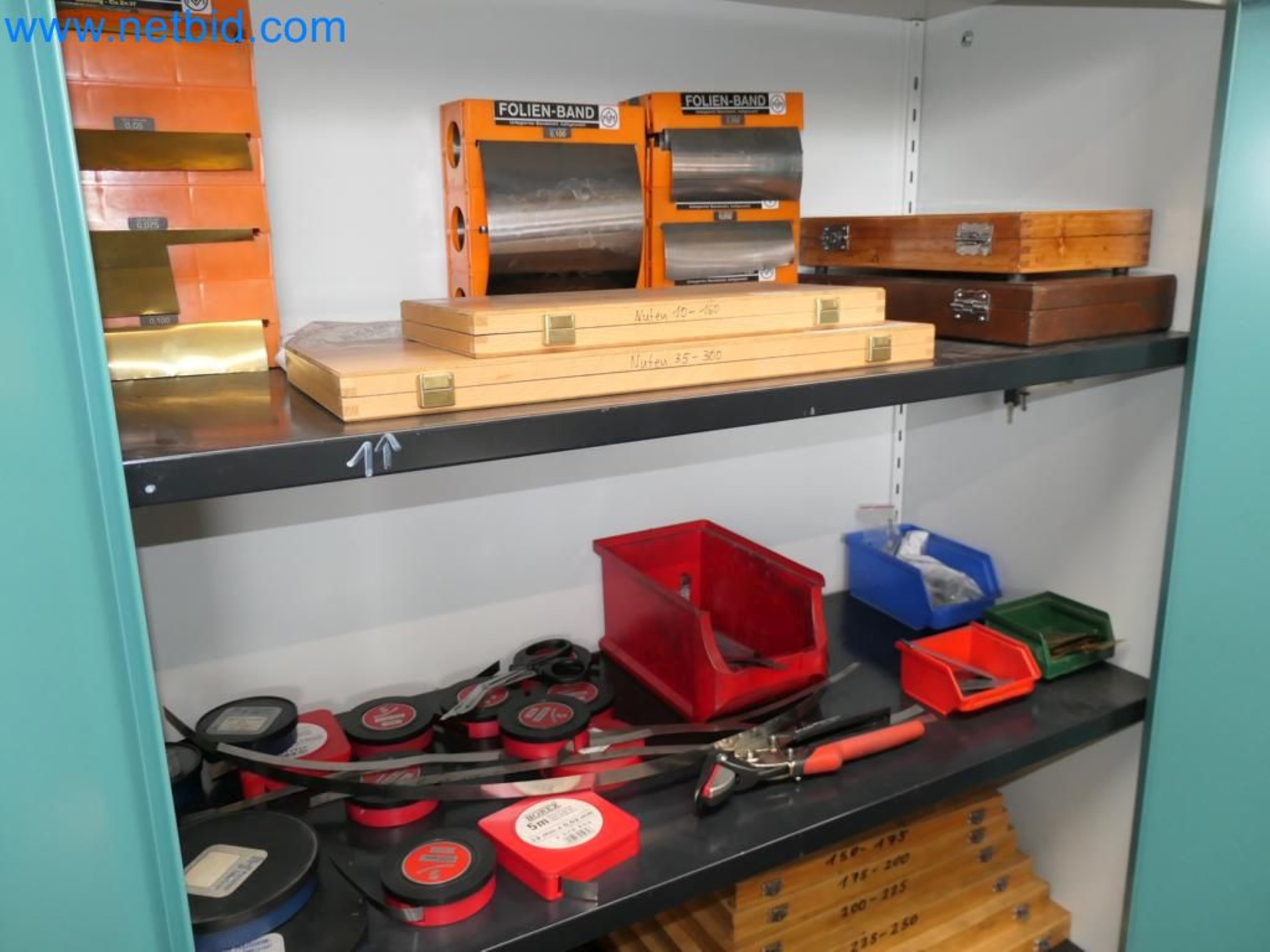 Kovozpracující stroje, vozidla a provozní a kancelářské vybavení-7