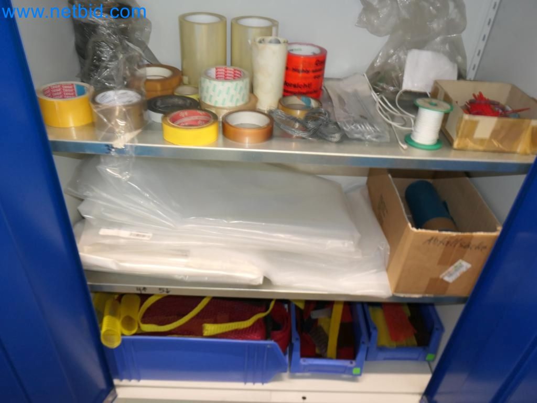 Kovozpracující stroje, vozidla a provozní a kancelářské vybavení-7