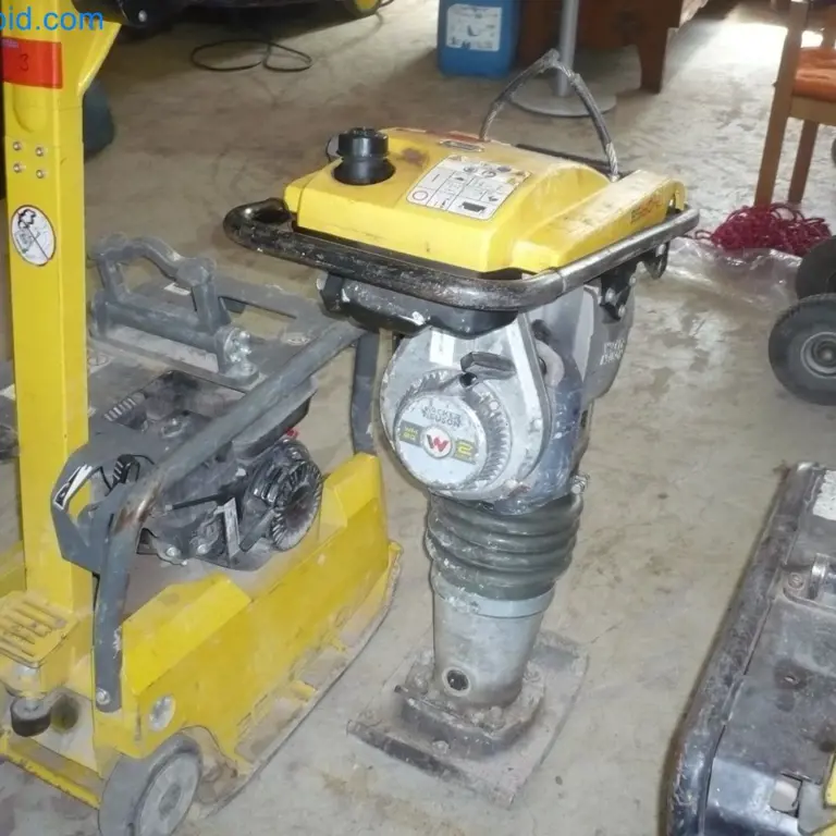 Motorizirani udarni stroj Wacker Neuson BS60-2