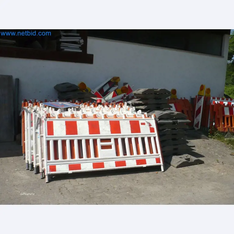 Tornos de cable motorizados, maquinaria de construcción, equipos de construcción, material de barrera y vehículos-1