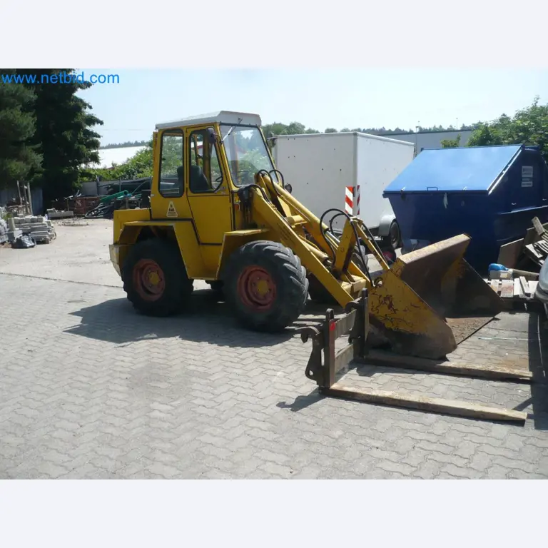 Tornos de cable motorizados, maquinaria de construcción, equipos de construcción, material de barrera y vehículos-1