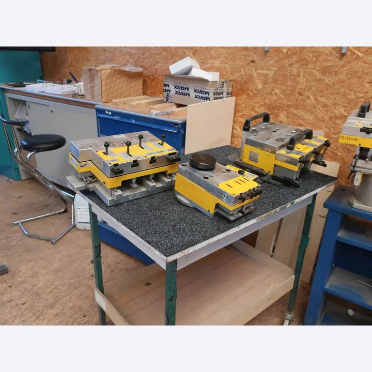 Equipamiento y accesorios para talleres-7