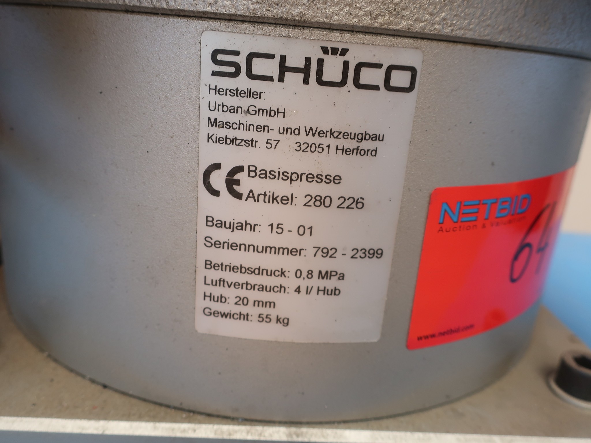 Wyposażenie i akcesoria warsztatowe-2