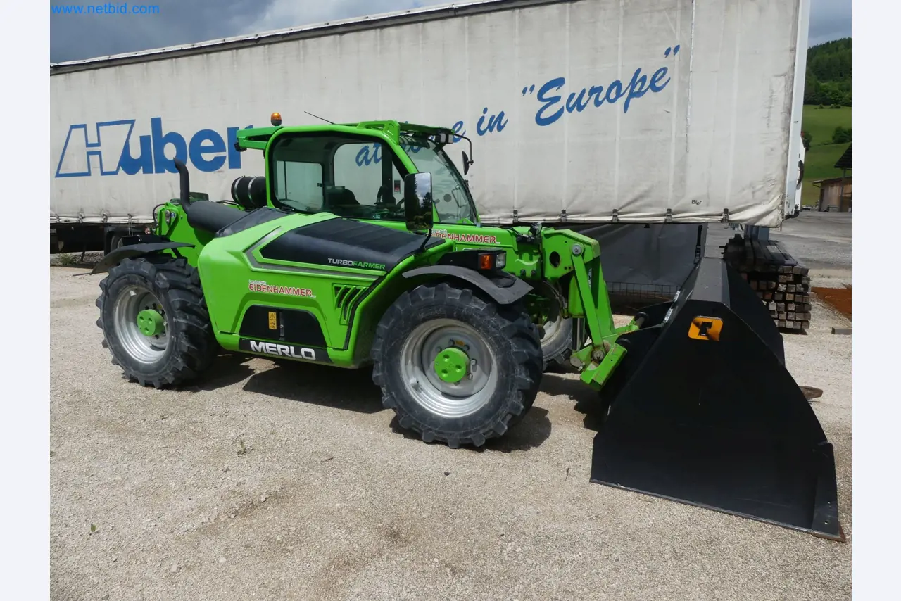 Agricultor turbo versátil Merlo-23
