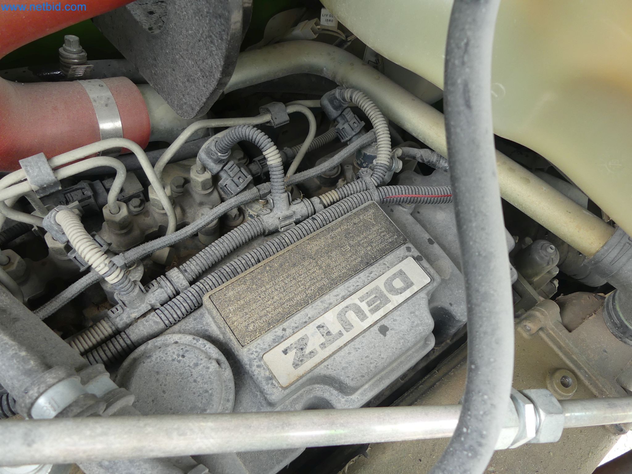 Wszechstronny rolnik Merlo turbo-27