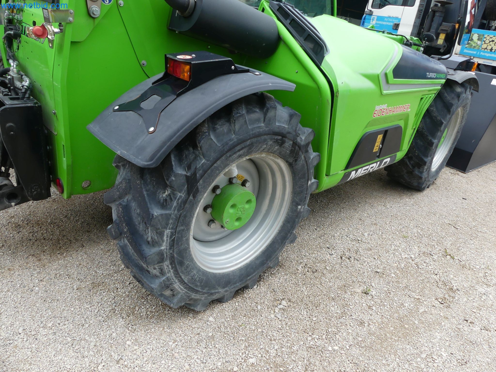 Wszechstronny rolnik Merlo turbo-28