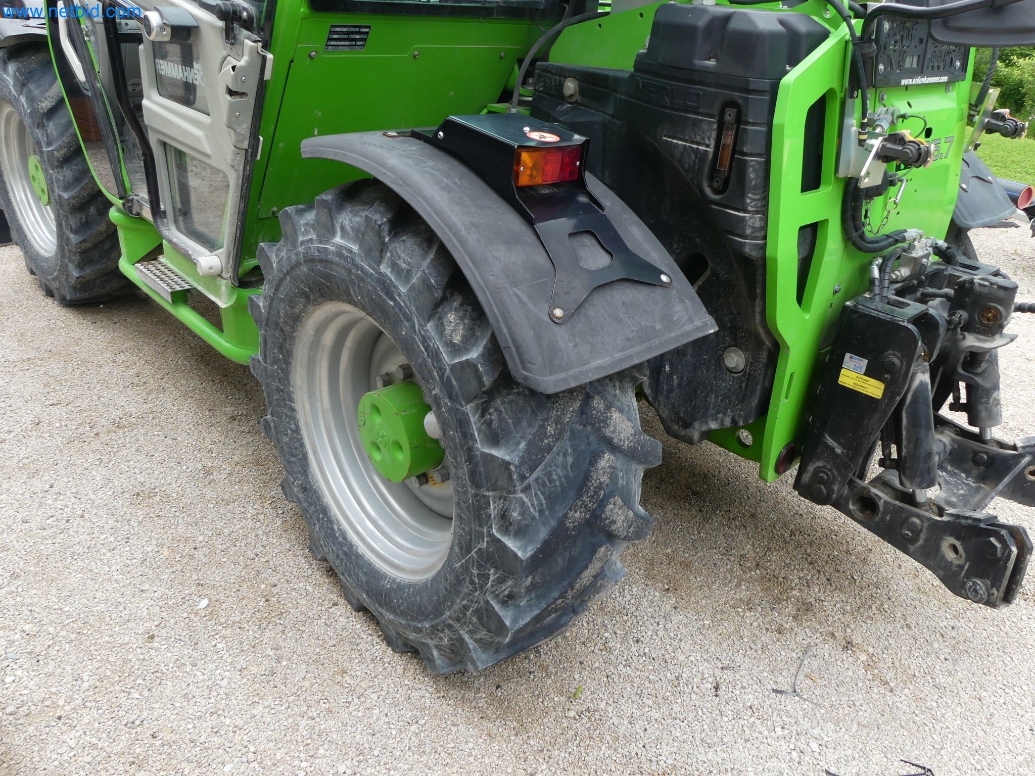 Wszechstronny rolnik Merlo turbo-33