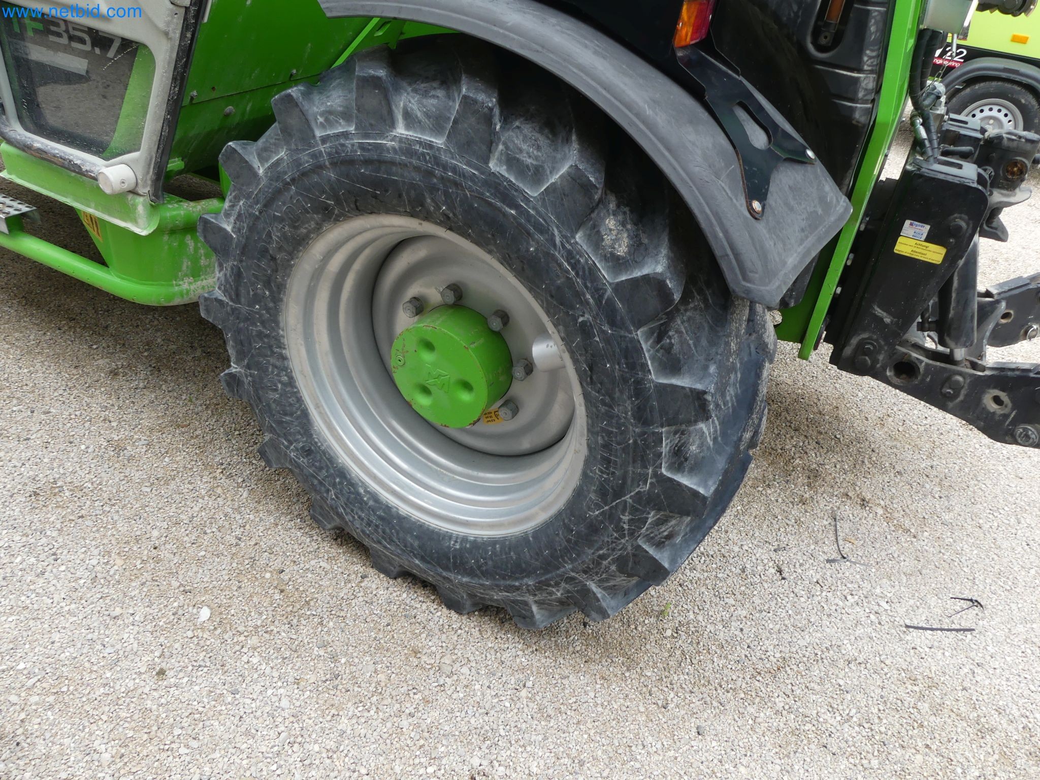 Wszechstronny rolnik Merlo turbo-35