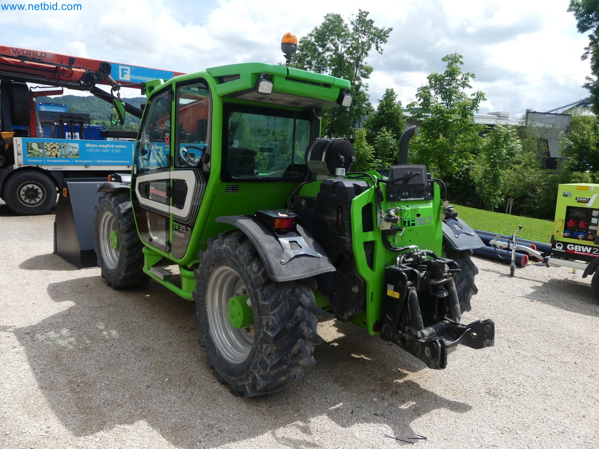 Wszechstronny rolnik Merlo turbo-3