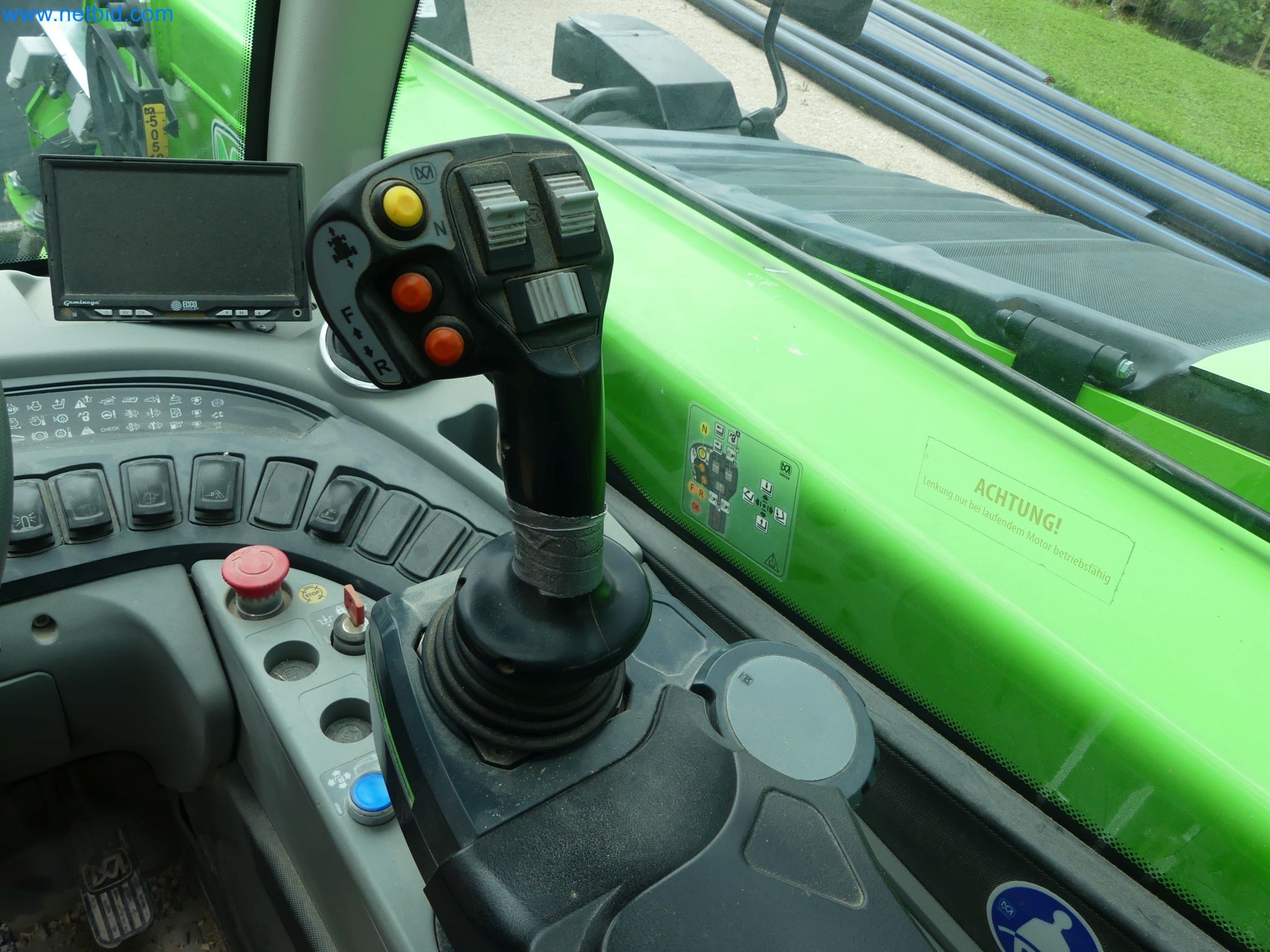 Wszechstronny rolnik Merlo turbo-42