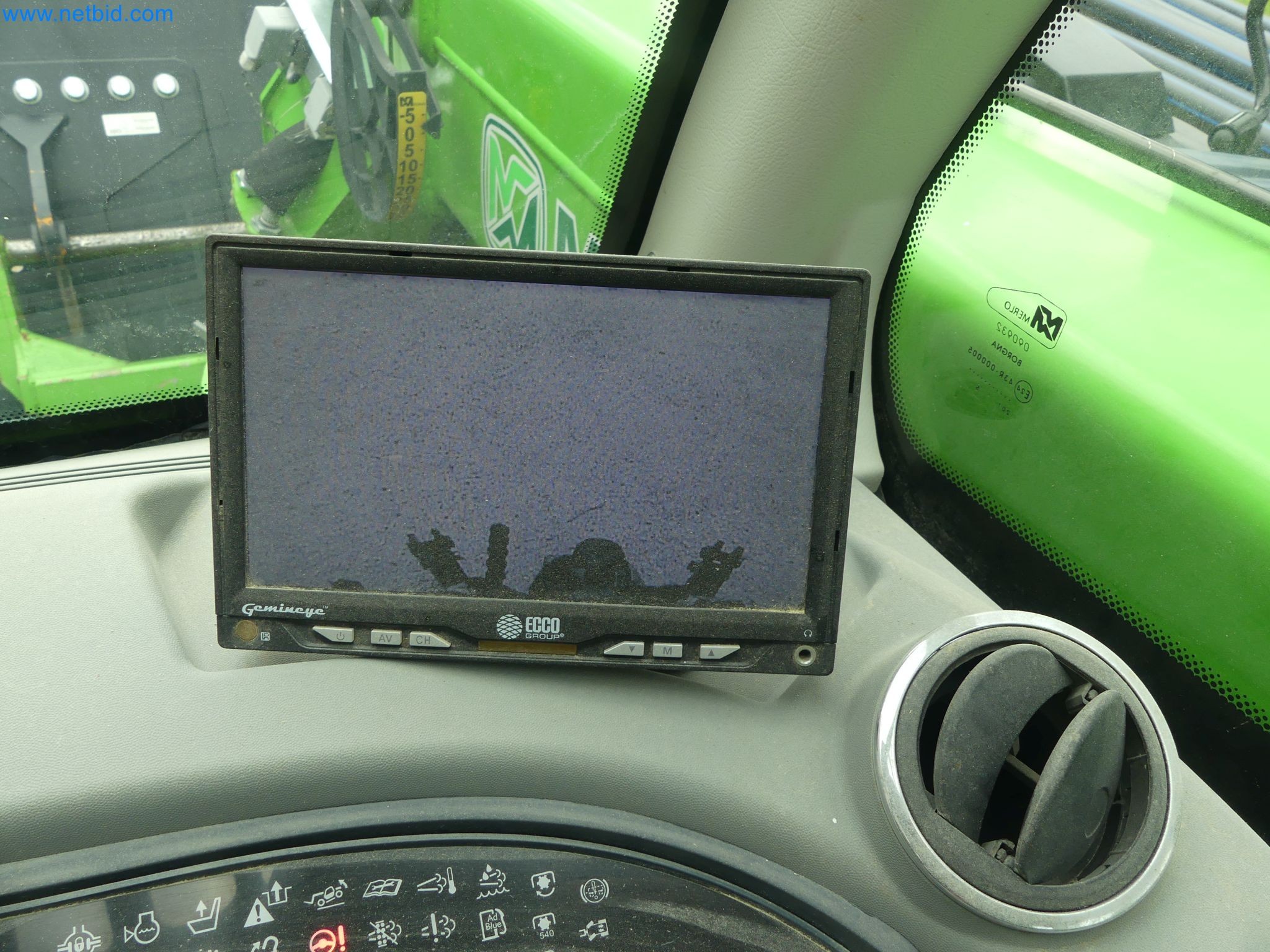 Wszechstronny rolnik Merlo turbo-47