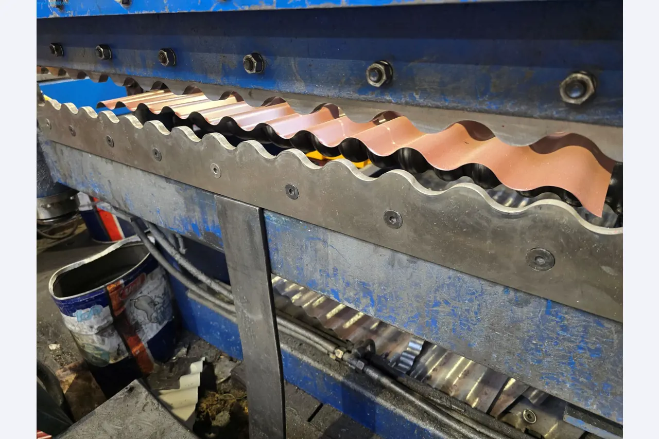 Verkauf einer kompletten Walzprofilieranlage-23