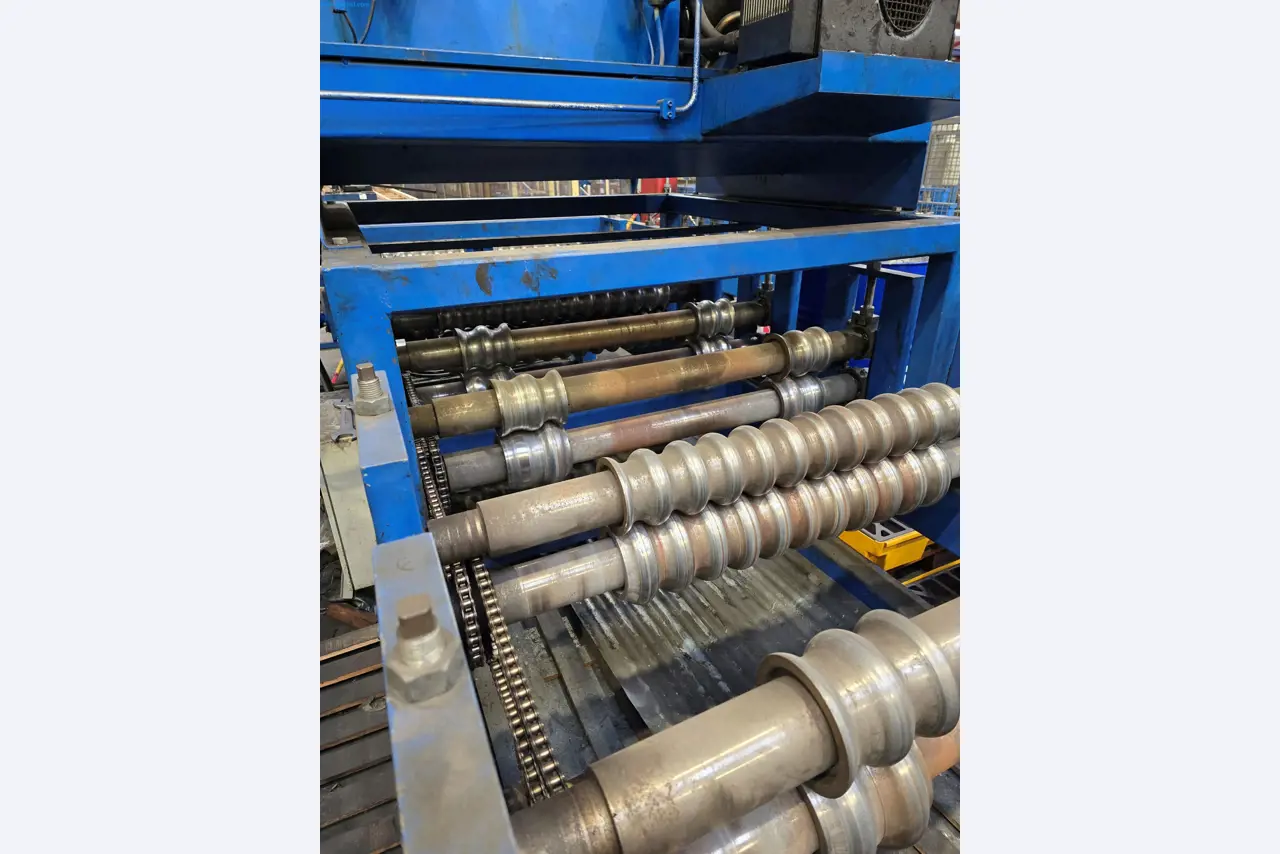 Verkauf einer kompletten Walzprofilieranlage-6