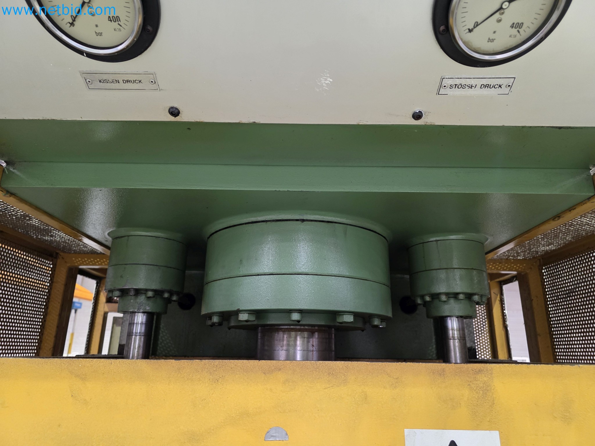 ¡Oportunidad Única!: Subasta de equipos y activos de la planta de producción de tubos de escape de Bosal Industrial Zaragoza SAU -18