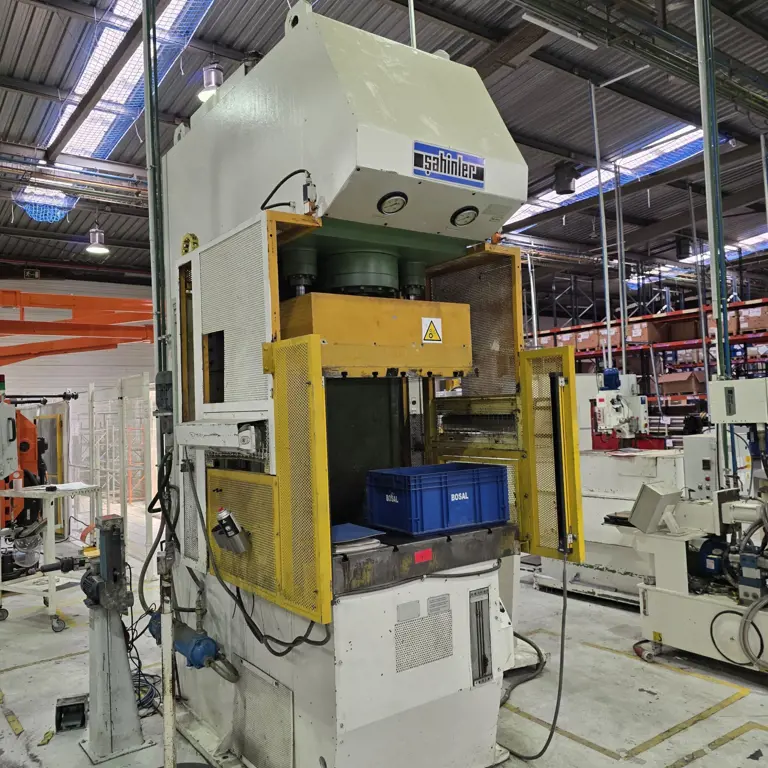 Hydraulický lis s rámem C a tlumením SAHINLER HKP-Z150