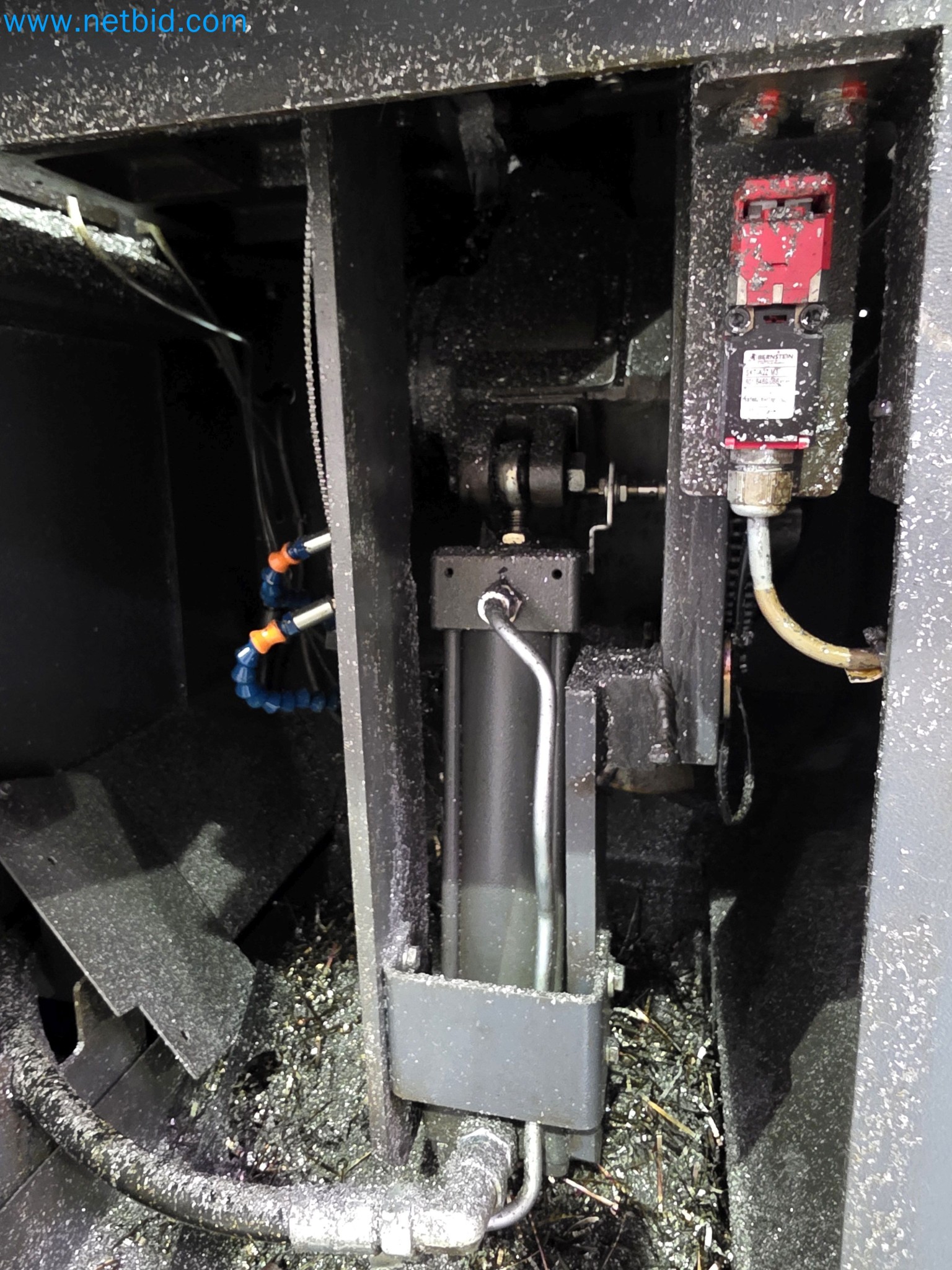 ¡Oportunidad Única!: Subasta de equipos y activos de la planta de producción de tubos de escape de Bosal Industrial Zaragoza SAU -14