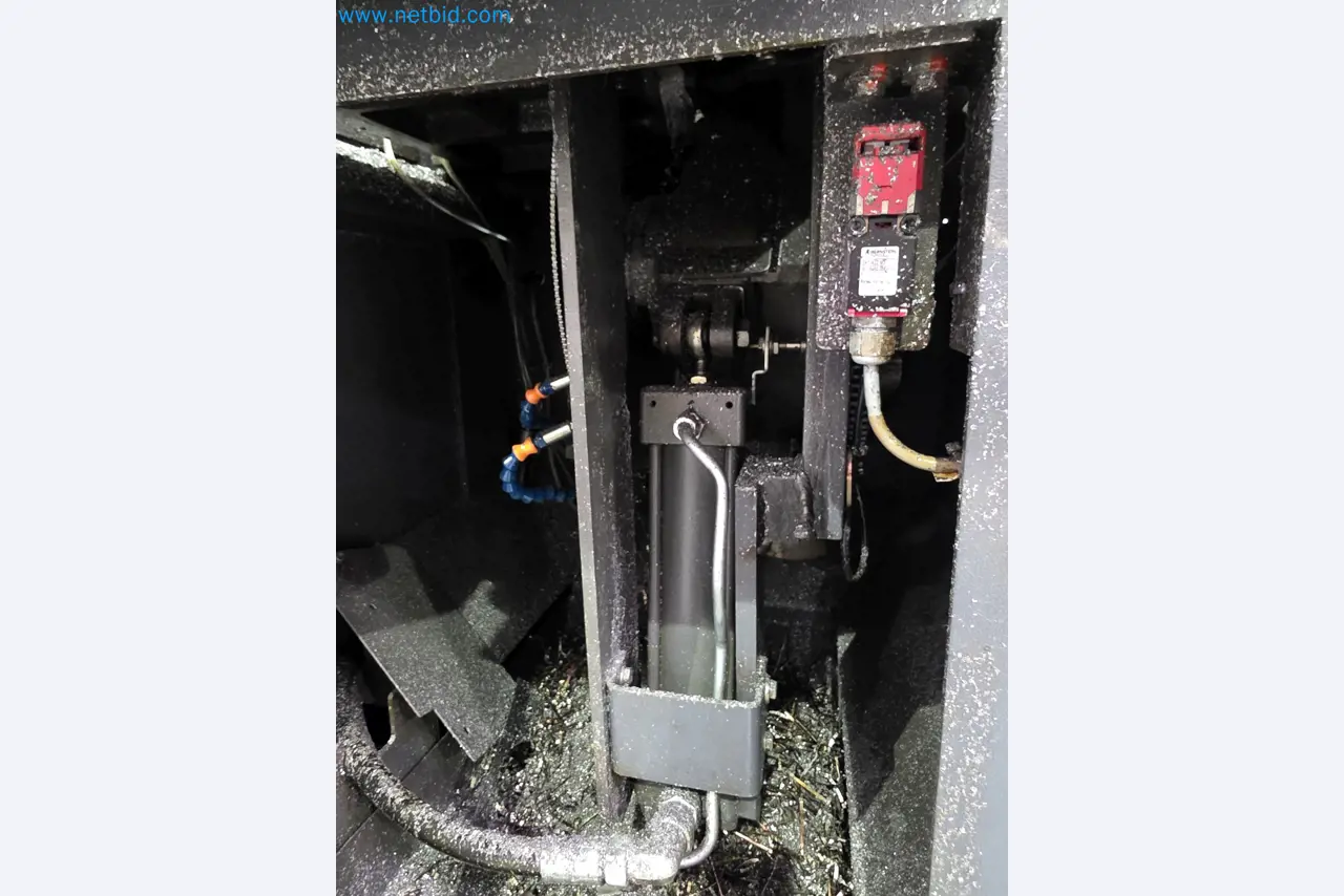 ¡Oportunidad Única!: Subasta de equipos y activos de la planta de producción de tubos de escape de Bosal Industrial Zaragoza SAU -14