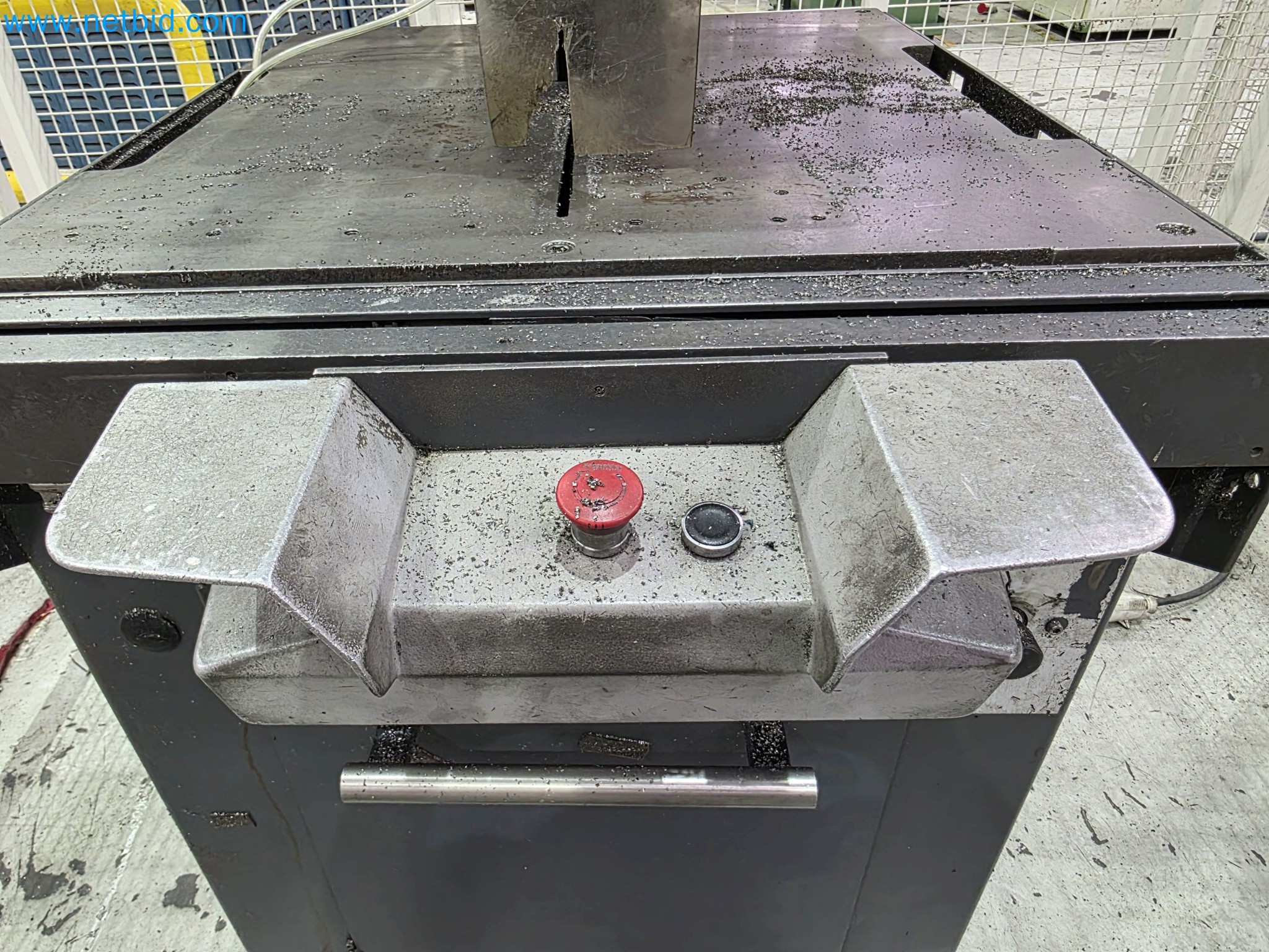 ¡Oportunidad Única!: Subasta de equipos y activos de la planta de producción de tubos de escape de Bosal Industrial Zaragoza SAU -17