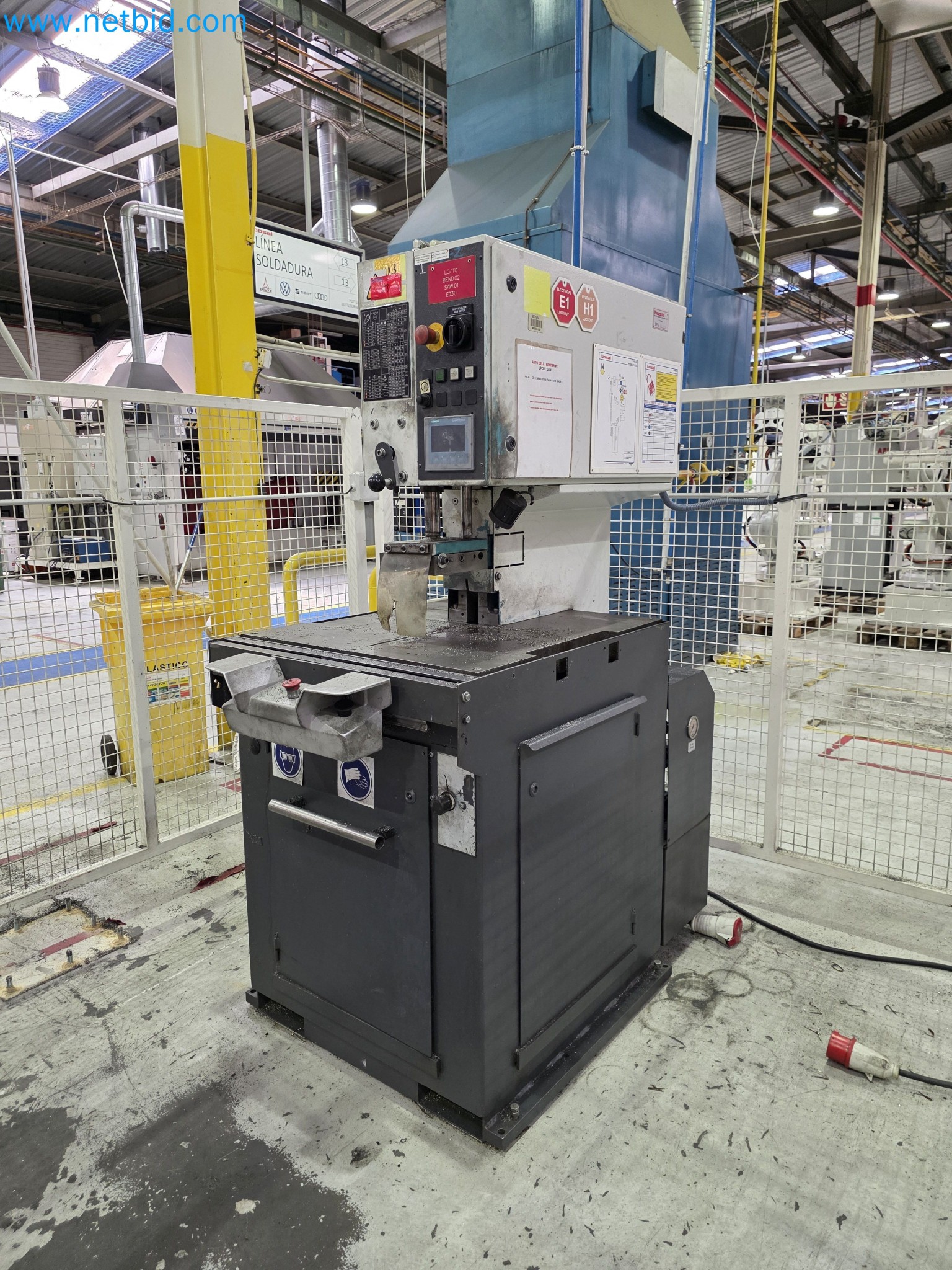 ¡Oportunidad Única!: Subasta de equipos y activos de la planta de producción de tubos de escape de Bosal Industrial Zaragoza SAU -1