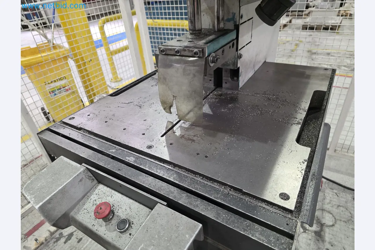 ¡Oportunidad Única!: Subasta de equipos y activos de la planta de producción de tubos de escape de Bosal Industrial Zaragoza SAU -8