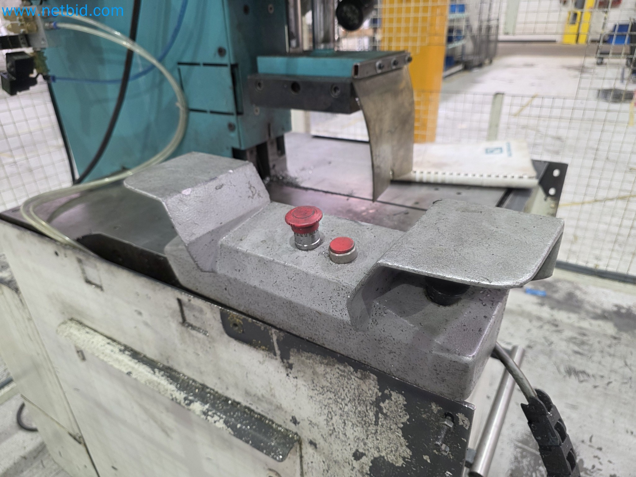 ¡Oportunidad Única!: Subasta de equipos y activos de la planta de producción de tubos de escape de Bosal Industrial Zaragoza SAU -14