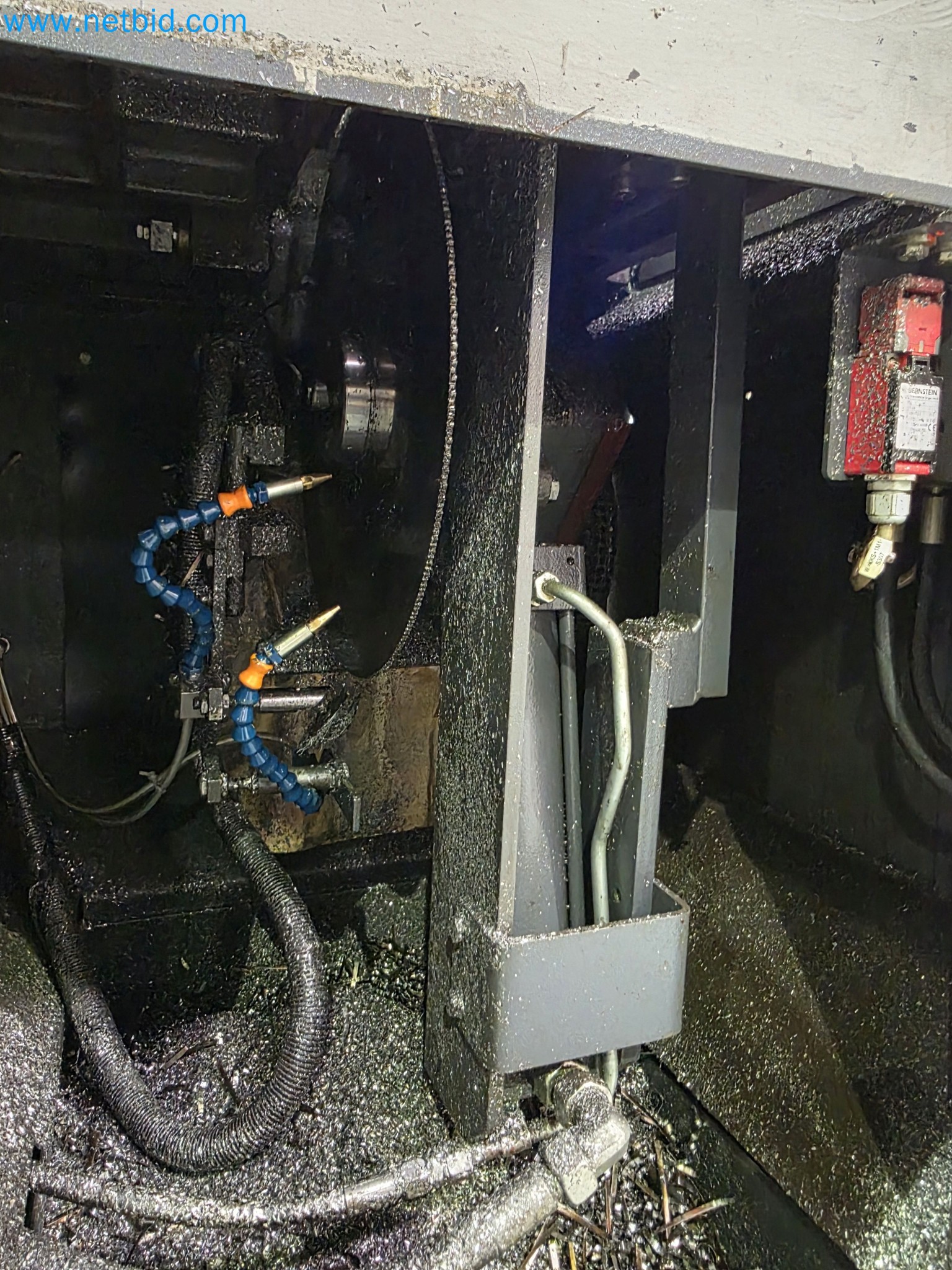 ¡Oportunidad Única!: Subasta de equipos y activos de la planta de producción de tubos de escape de Bosal Industrial Zaragoza SAU -15