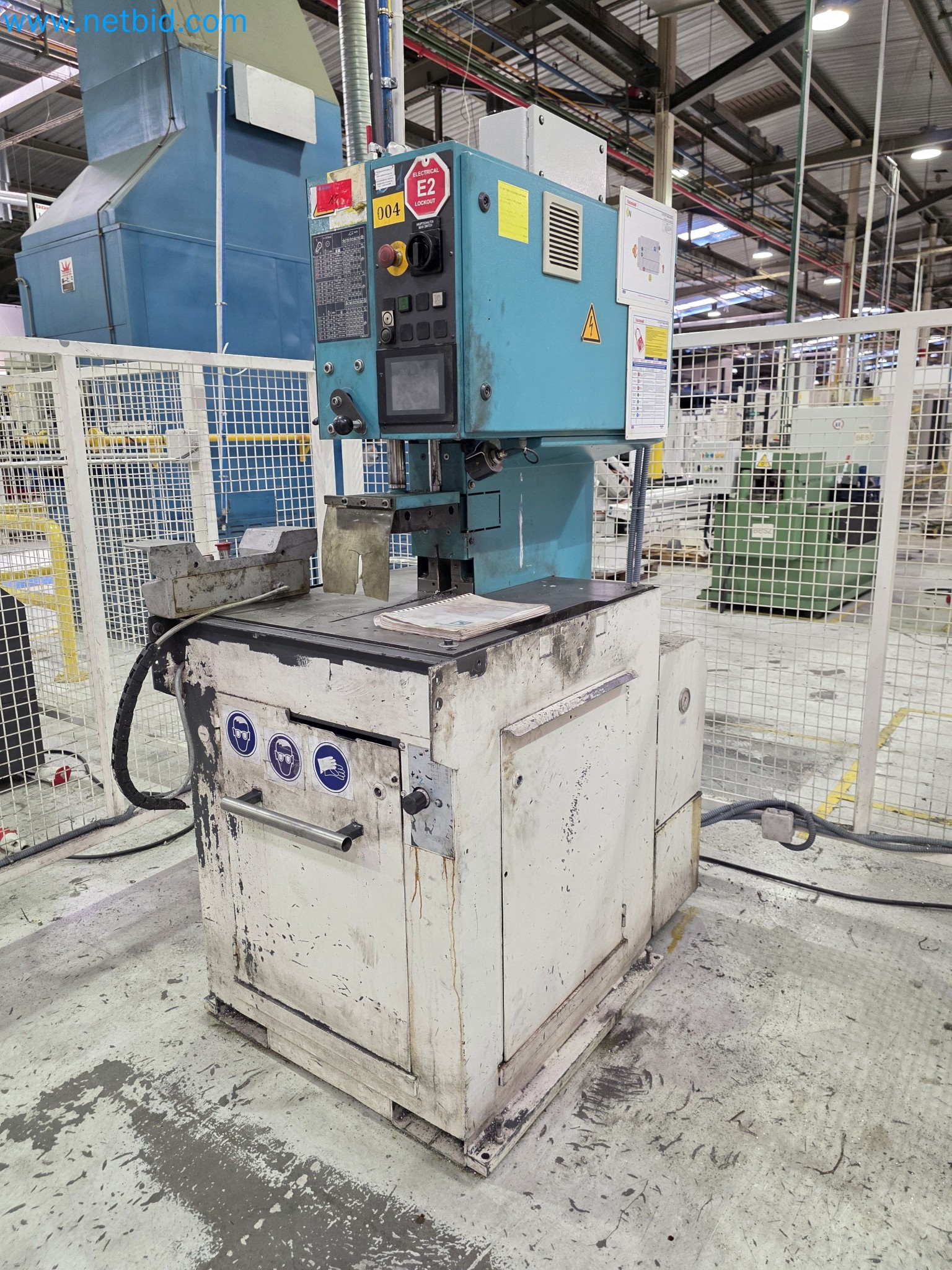 ¡Oportunidad Única!: Subasta de equipos y activos de la planta de producción de tubos de escape de Bosal Industrial Zaragoza SAU -1