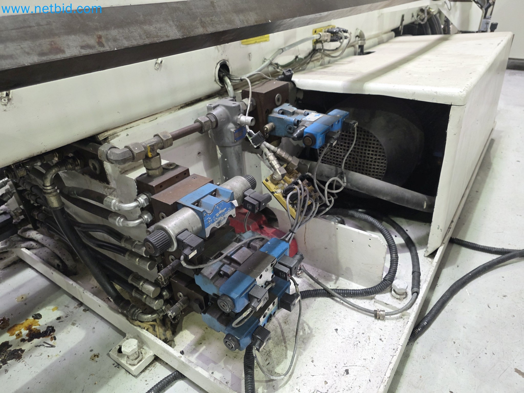 ¡Oportunidad Única!: Subasta de equipos y activos de la planta de producción de tubos de escape de Bosal Industrial Zaragoza SAU -11