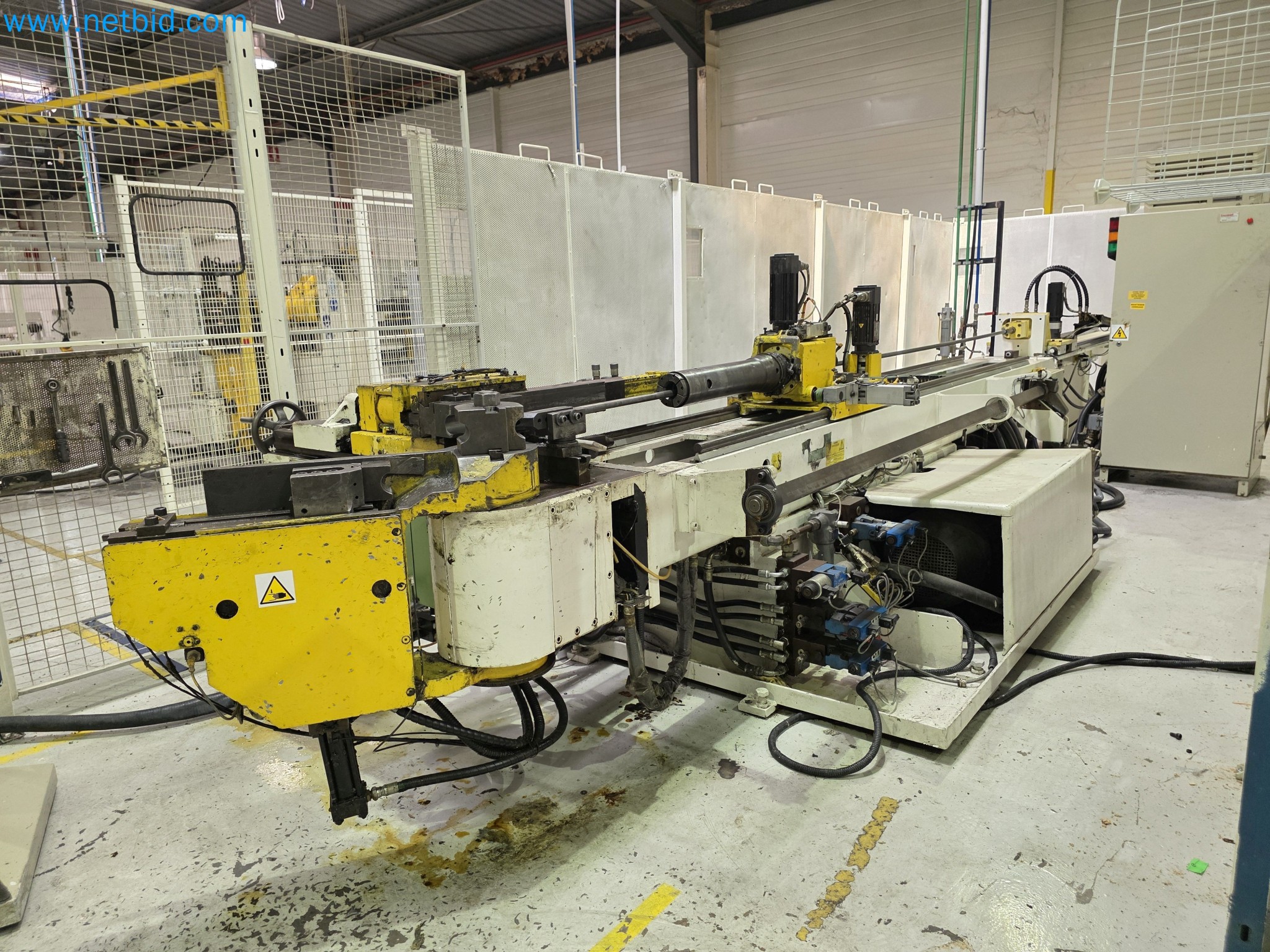 ¡Oportunidad Única!: Subasta de equipos y activos de la planta de producción de tubos de escape de Bosal Industrial Zaragoza SAU -2