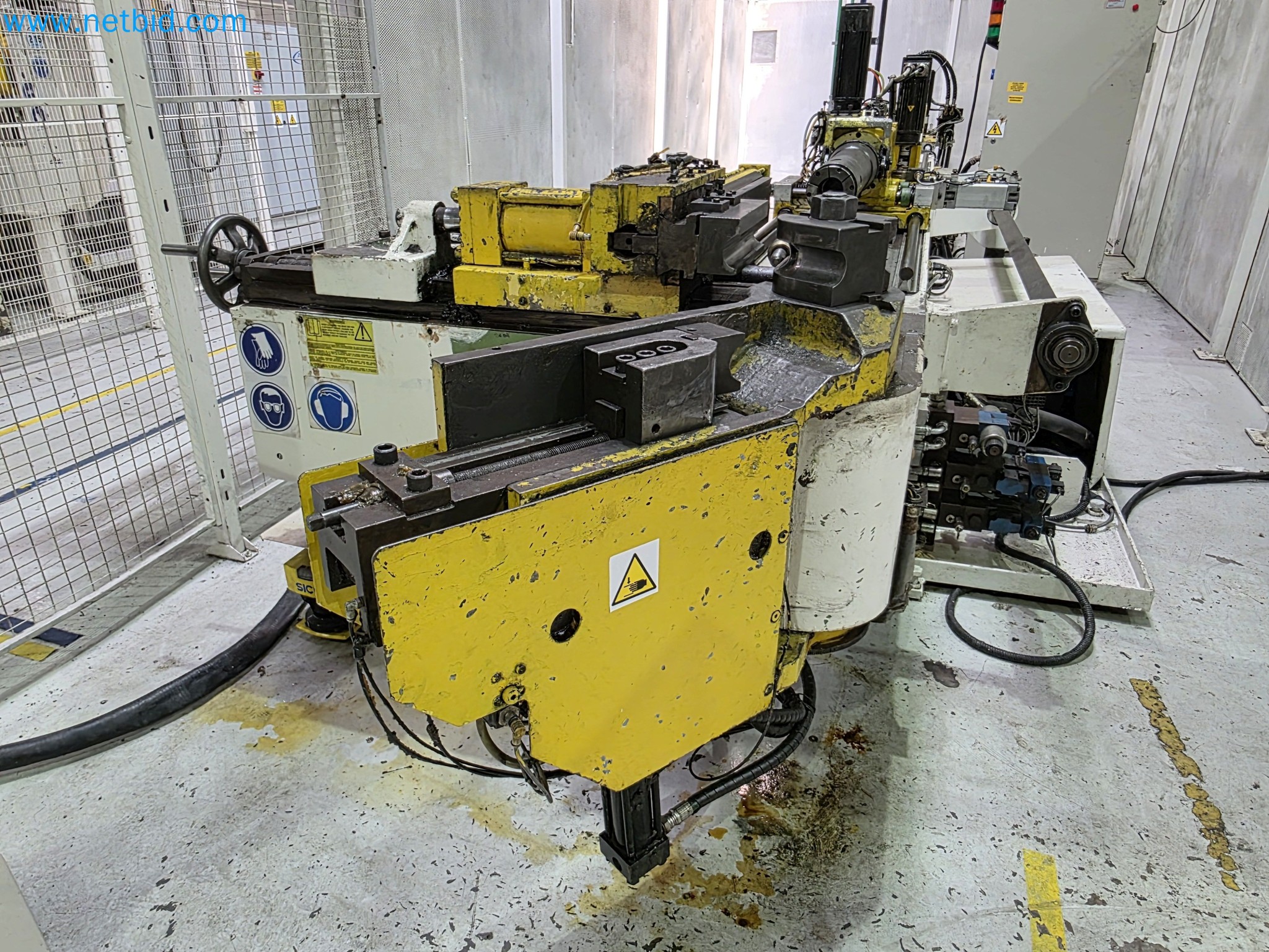 ¡Oportunidad Única!: Subasta de equipos y activos de la planta de producción de tubos de escape de Bosal Industrial Zaragoza SAU -5