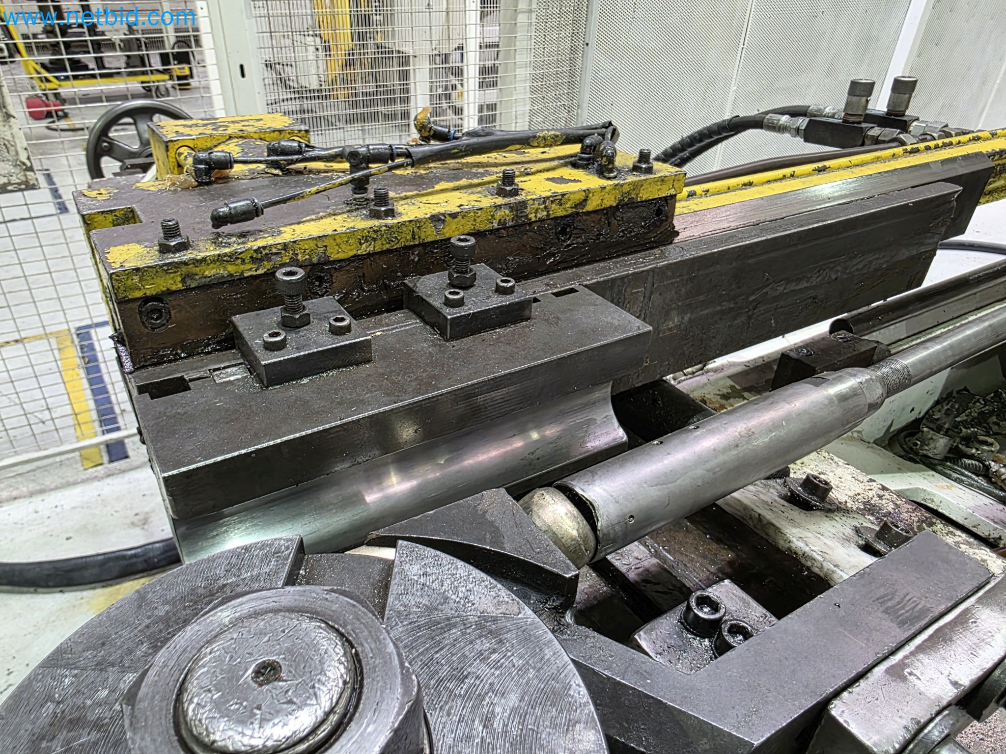 ¡Oportunidad Única!: Subasta de equipos y activos de la planta de producción de tubos de escape de Bosal Industrial Zaragoza SAU -8