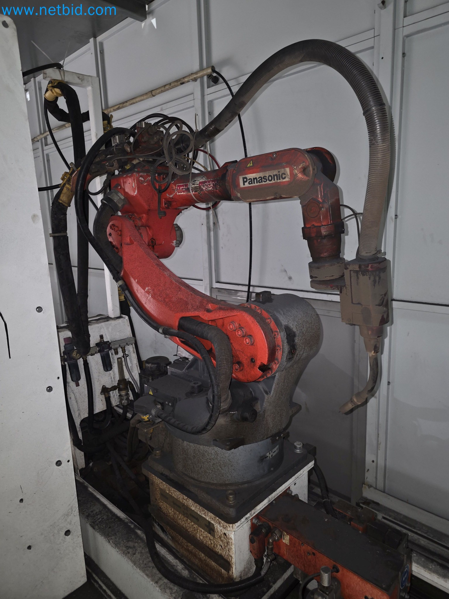 ¡Oportunidad Única!: Subasta de equipos y activos de la planta de producción de tubos de escape de Bosal Industrial Zaragoza SAU -16