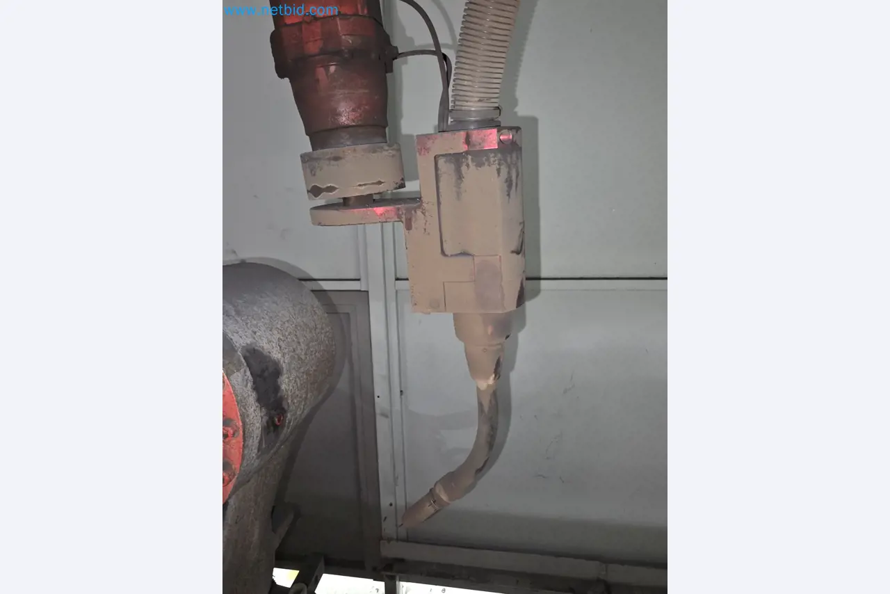 ¡Oportunidad Única!: Subasta de equipos y activos de la planta de producción de tubos de escape de Bosal Industrial Zaragoza SAU -18