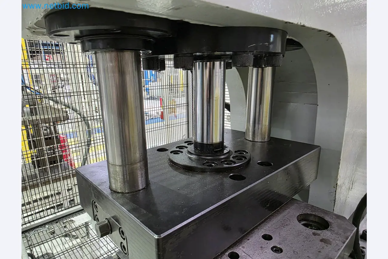 ¡Oportunidad Única!: Subasta de equipos y activos de la planta de producción de tubos de escape de Bosal Industrial Zaragoza SAU -12