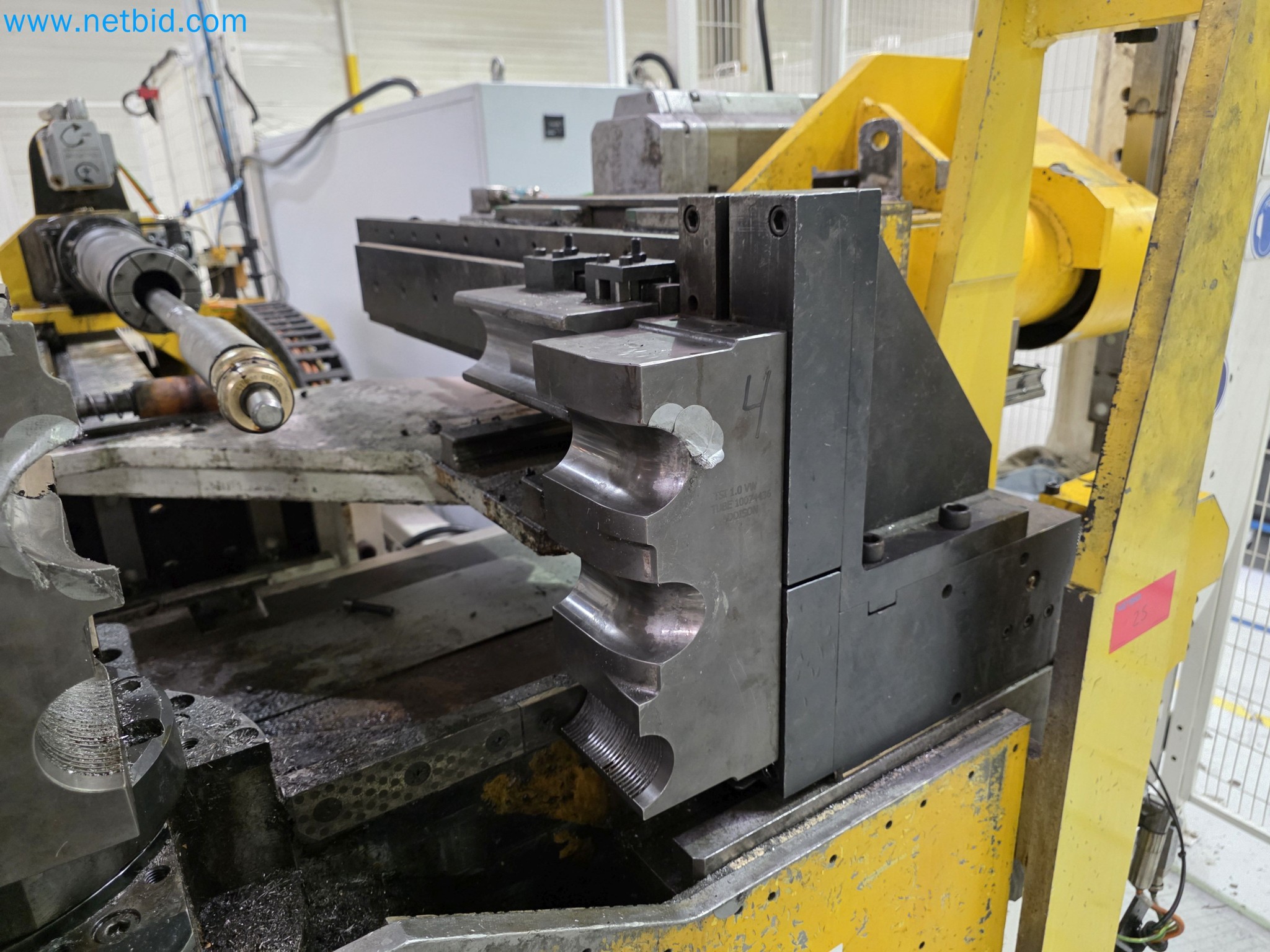 ¡Oportunidad Única!: Subasta de equipos y activos de la planta de producción de tubos de escape de Bosal Industrial Zaragoza SAU -5