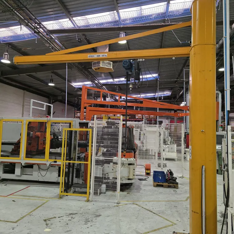 Flag Hoist DEMAG KBK