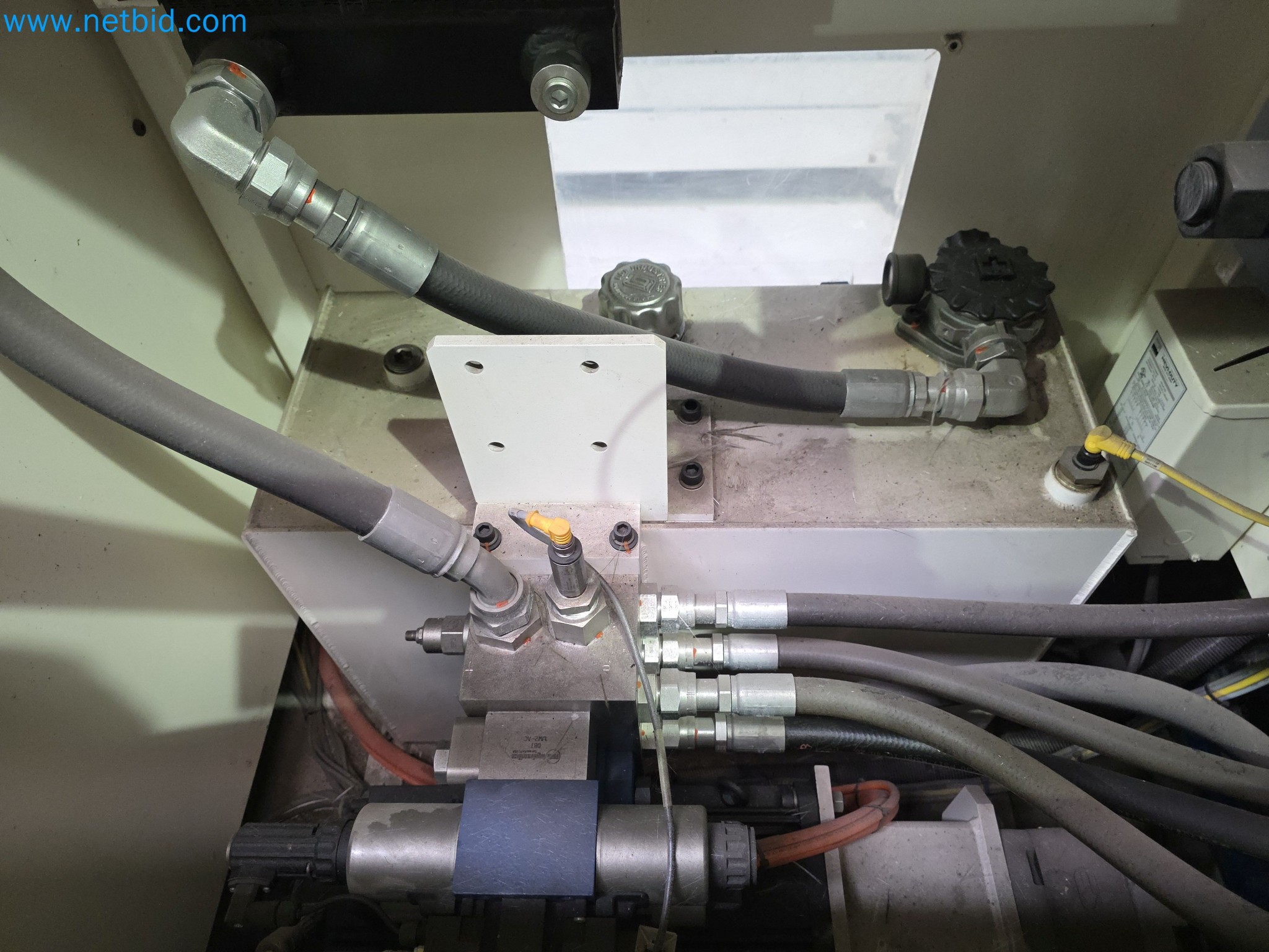 ¡Oportunidad Única!: Subasta de equipos y activos de la planta de producción de tubos de escape de Bosal Industrial Zaragoza SAU -10