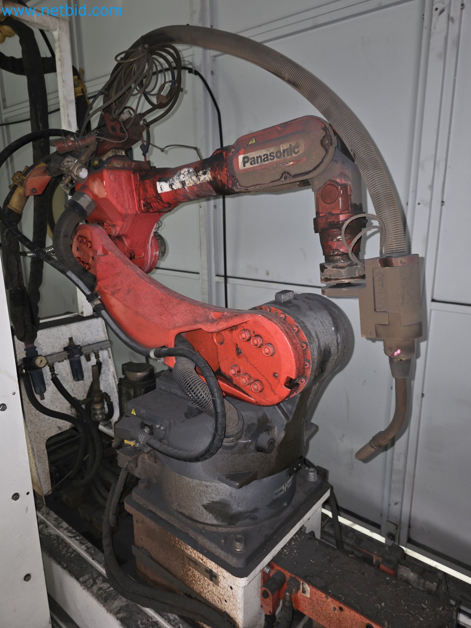 ¡Oportunidad Única!: Subasta de equipos y activos de la planta de producción de tubos de escape de Bosal Industrial Zaragoza SAU -21